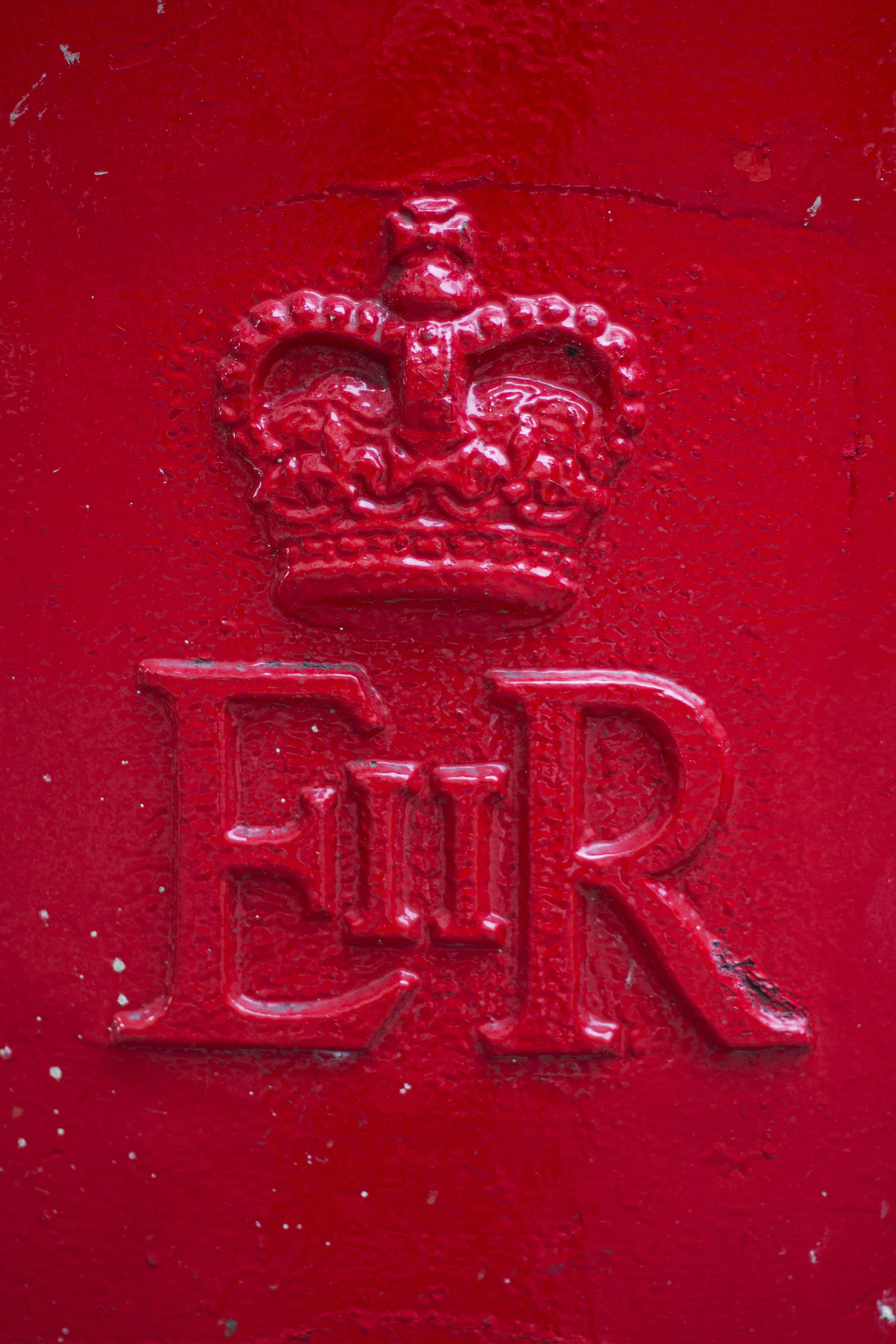 Who owns the word "Royal"?