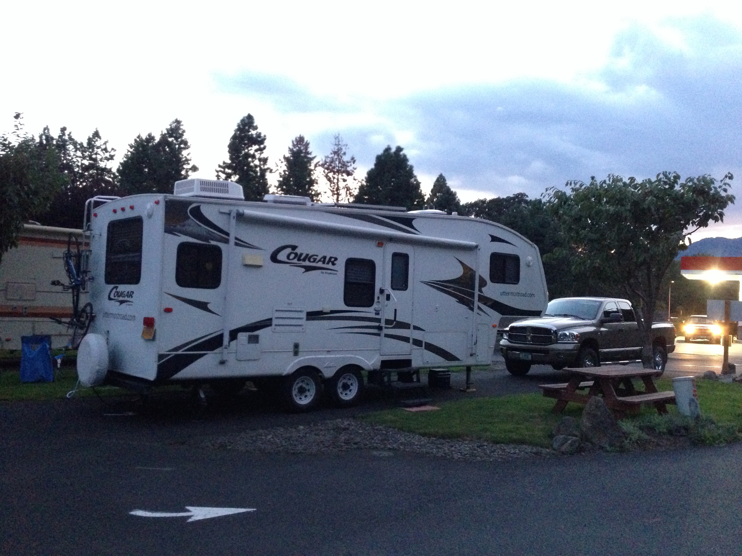 White Salmon, Washington (August 22-24)