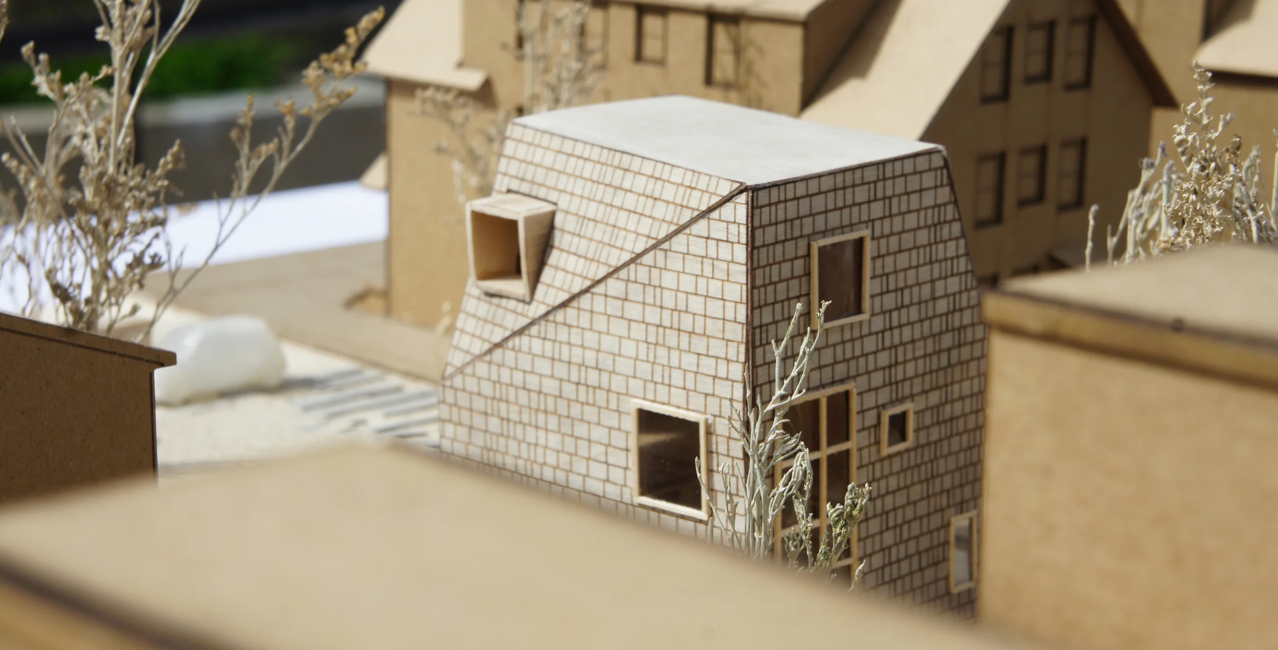 Back of team house_02.jpg