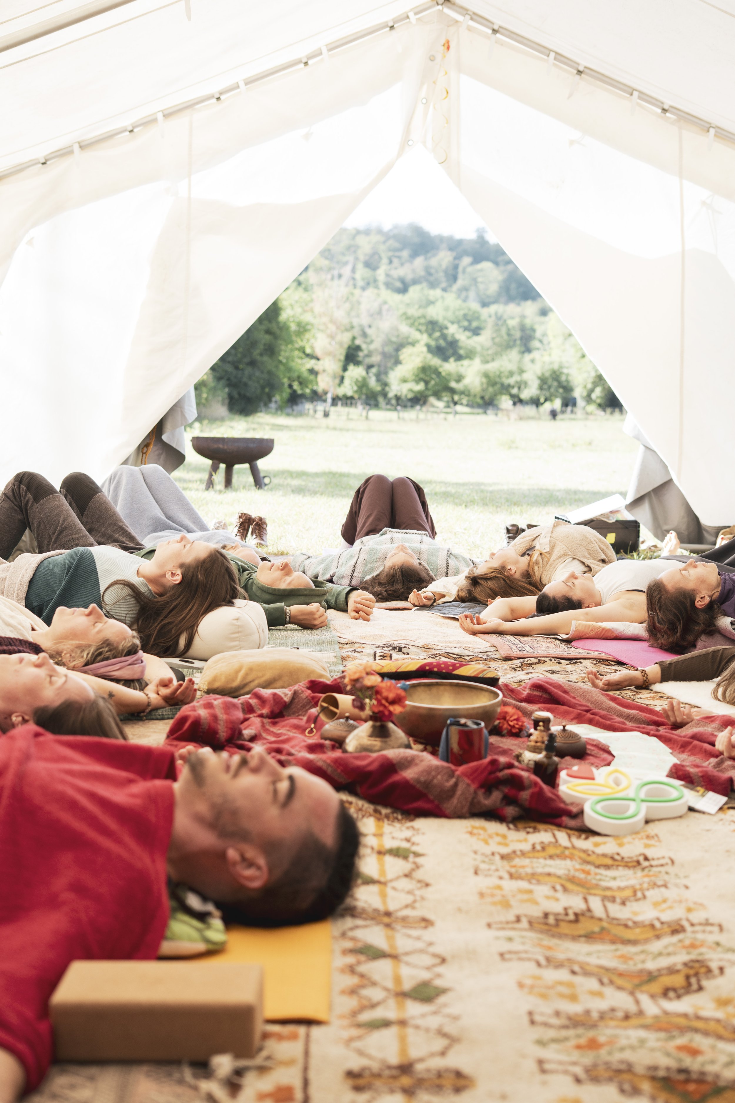 yogakuntha0107.jpg