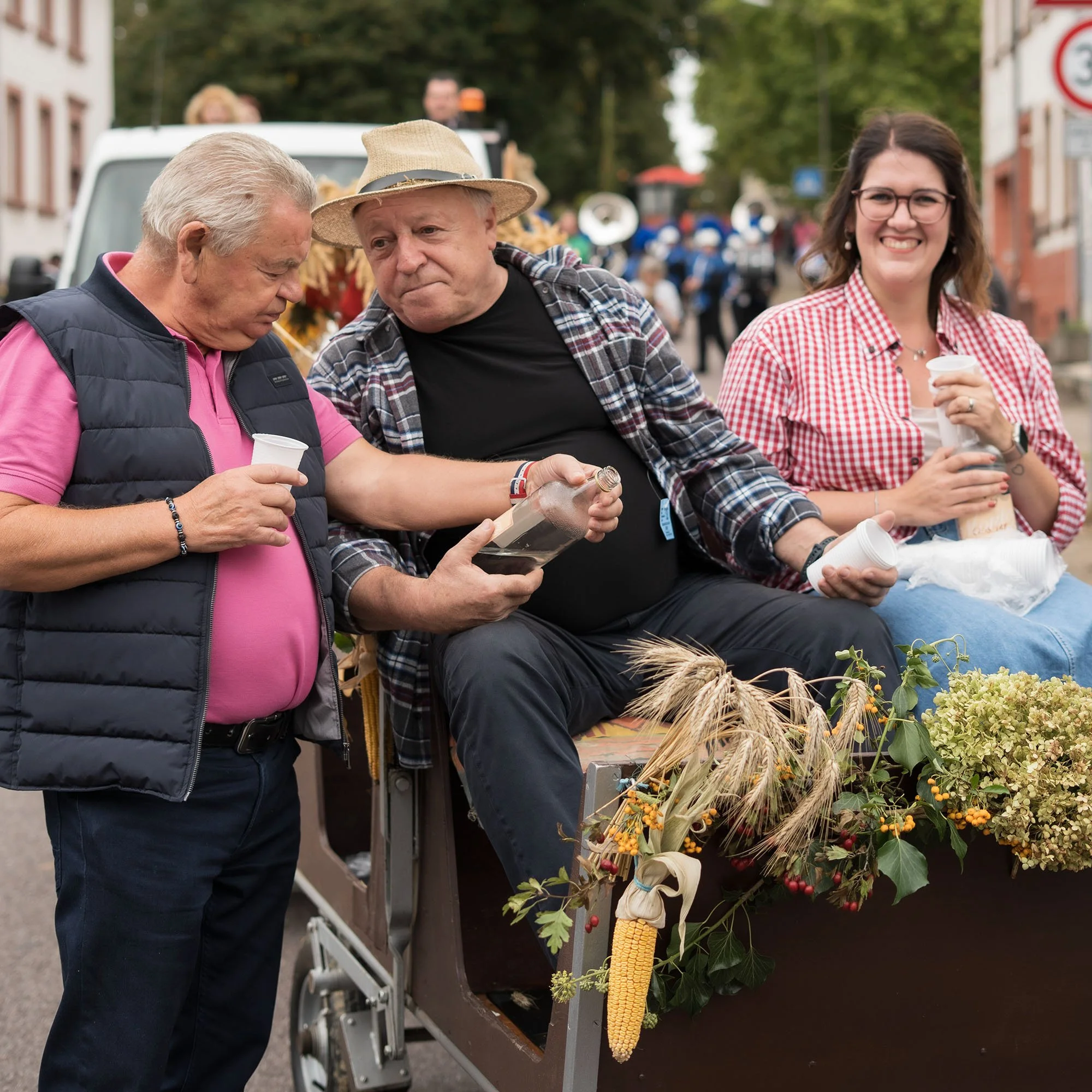 HIERSEIN0041_Erntedankmit franzoesischenGaesten Kopie.jpg