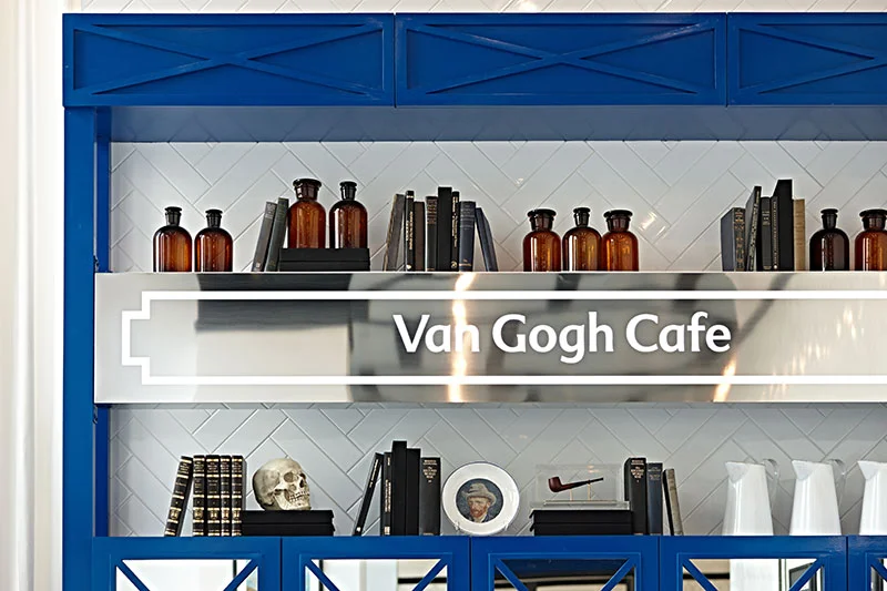 VanGoghCAFE_07.jpg