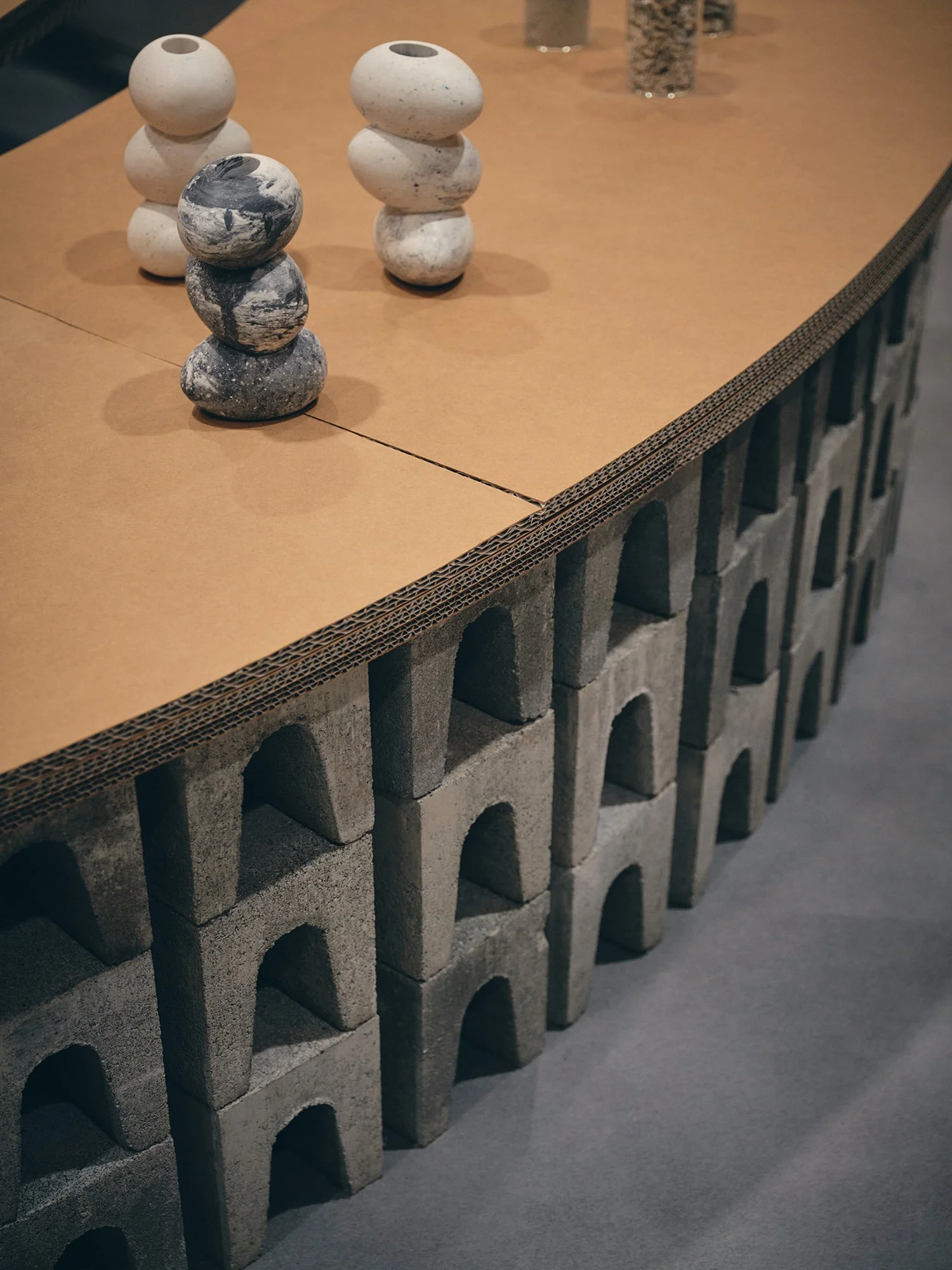 1210_공예 트렌드 페어(양태오 디자이너)_22_H res.jpg