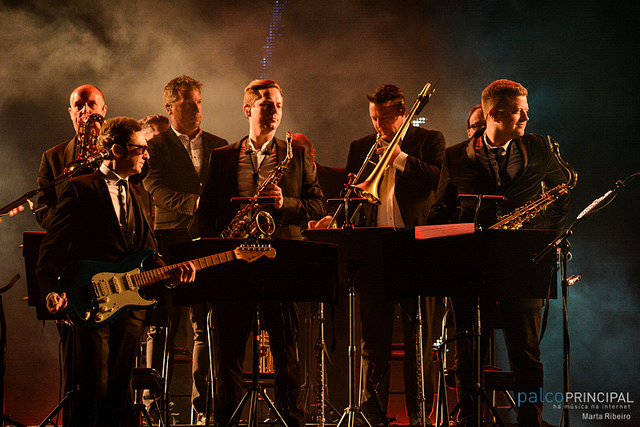 Robbie Williams brass section, Lisbon, 2014