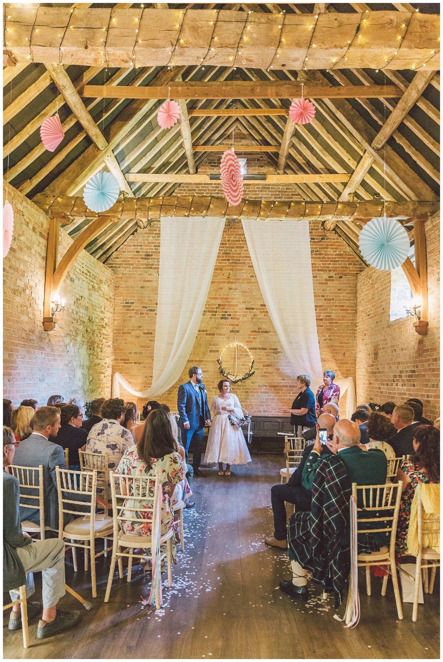 Charlotte.Eve.Photography.JandH.Dovecote.Barn.Banbury.Oxfordshire.wedding.photography_0031.jpg