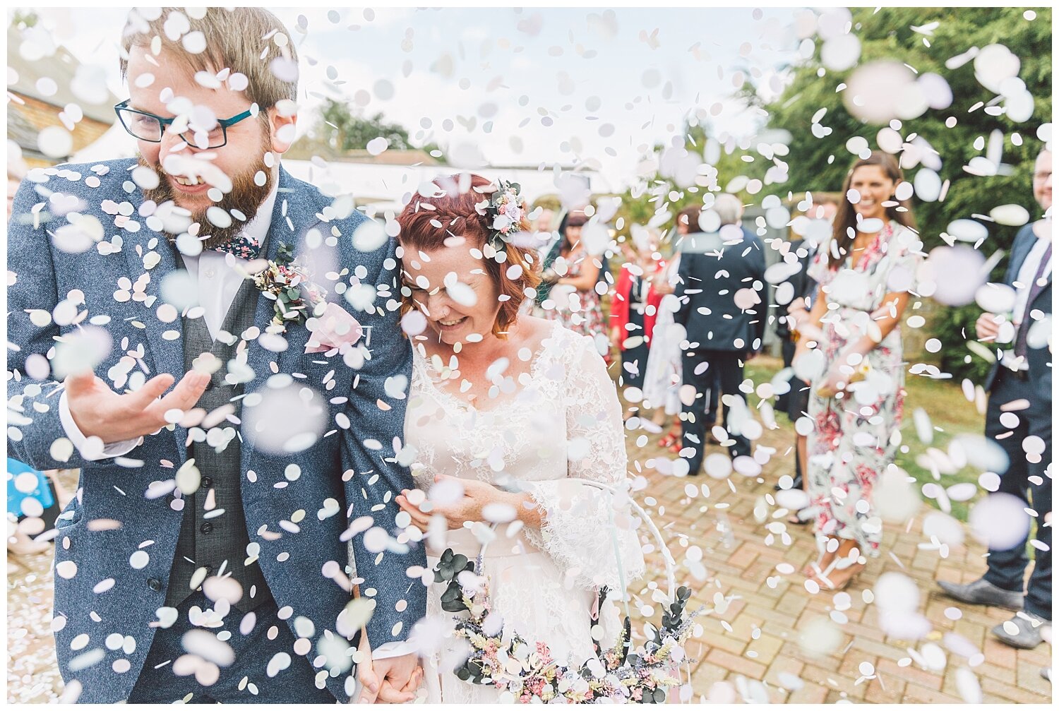 Charlotte.Eve.Photography.JandH.Dovecote.Barn.Banbury.Oxfordshire.wedding.photography_0040.jpg