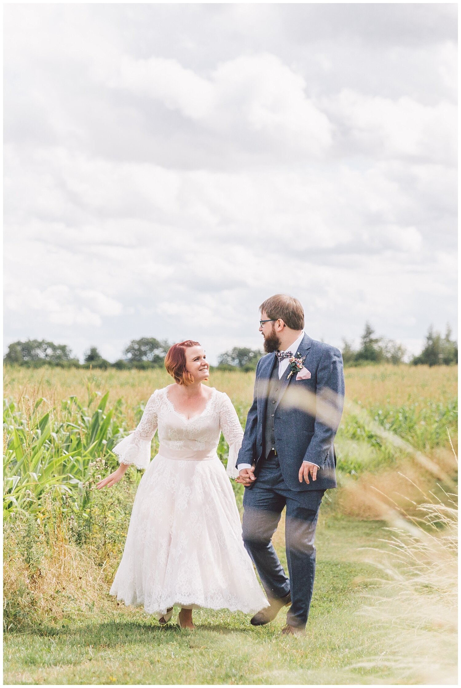 Charlotte.Eve.Photography.JandH.Dovecote.Barn.Banbury.Oxfordshire.wedding.photography_0053.jpg