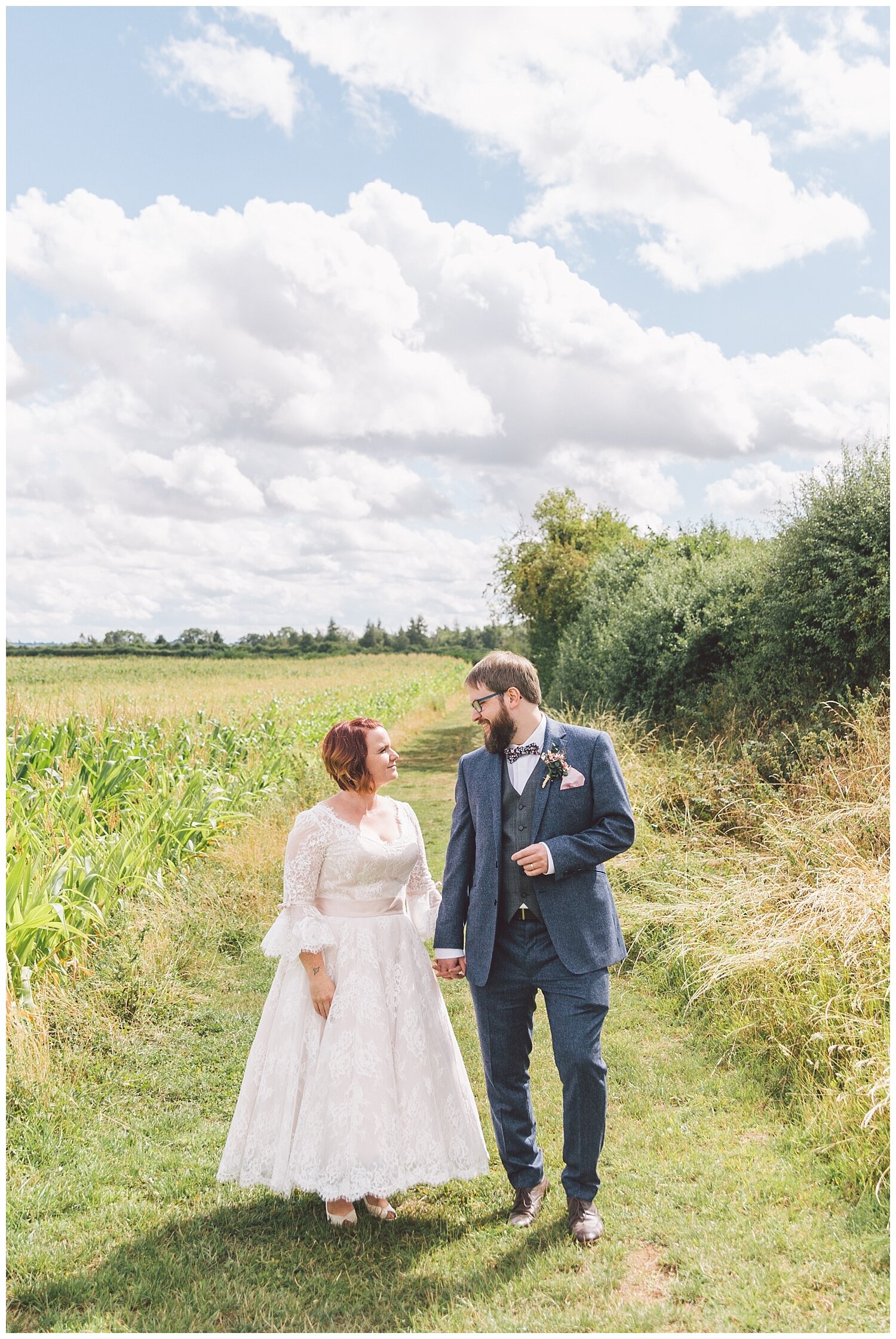 Charlotte.Eve.Photography.JandH.Dovecote.Barn.Banbury.Oxfordshire.wedding.photography_0054.jpg