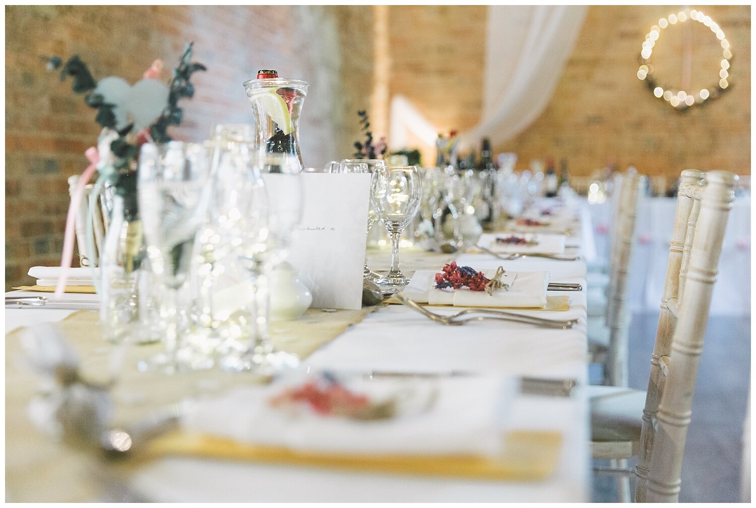 Charlotte.Eve.Photography.JandH.Dovecote.Barn.Banbury.Oxfordshire.wedding.photography_0066.jpg