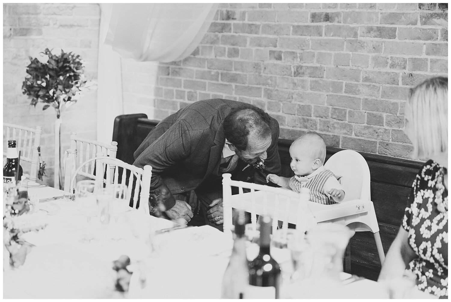 Charlotte.Eve.Photography.JandH.Dovecote.Barn.Banbury.Oxfordshire.wedding.photography_0068.jpg