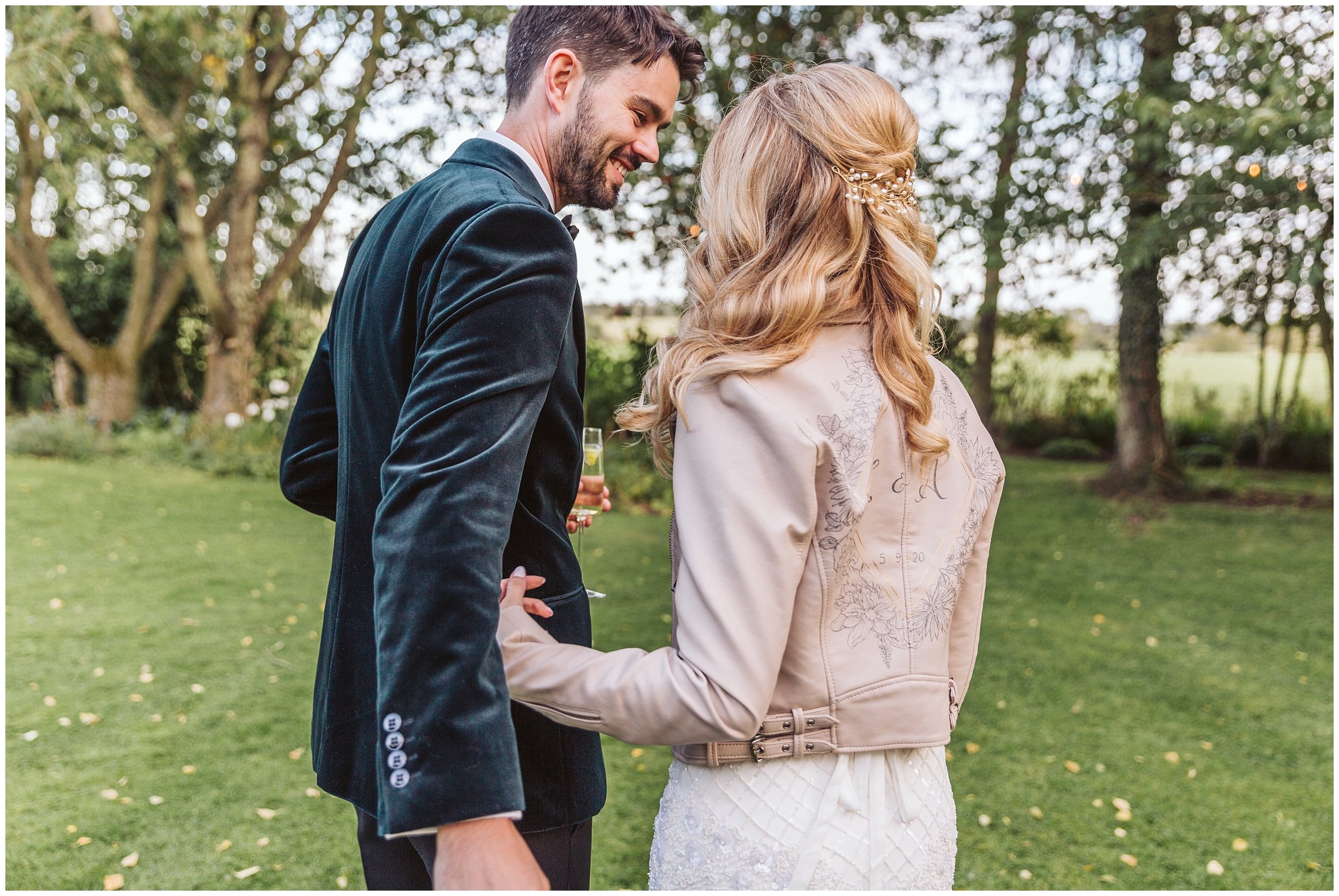 Charlotte.Eve.Photography.Northamptonshire.Oxfordshire.garden.marquee.wedding_0109.jpg