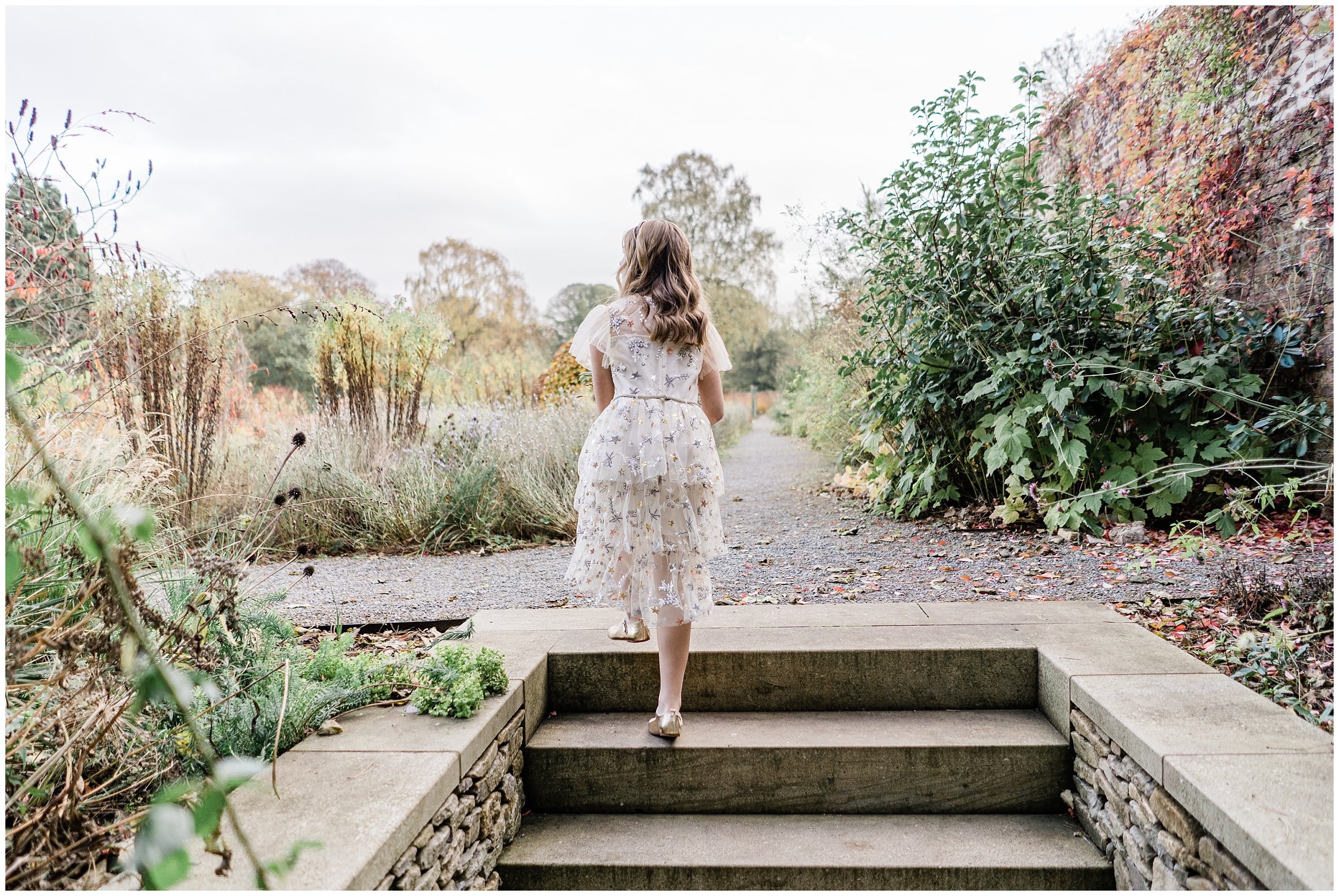 Charlotte.Eve.Photography.Northamptonshire.Oxfordshire.garden.marquee.wedding_0166.jpg