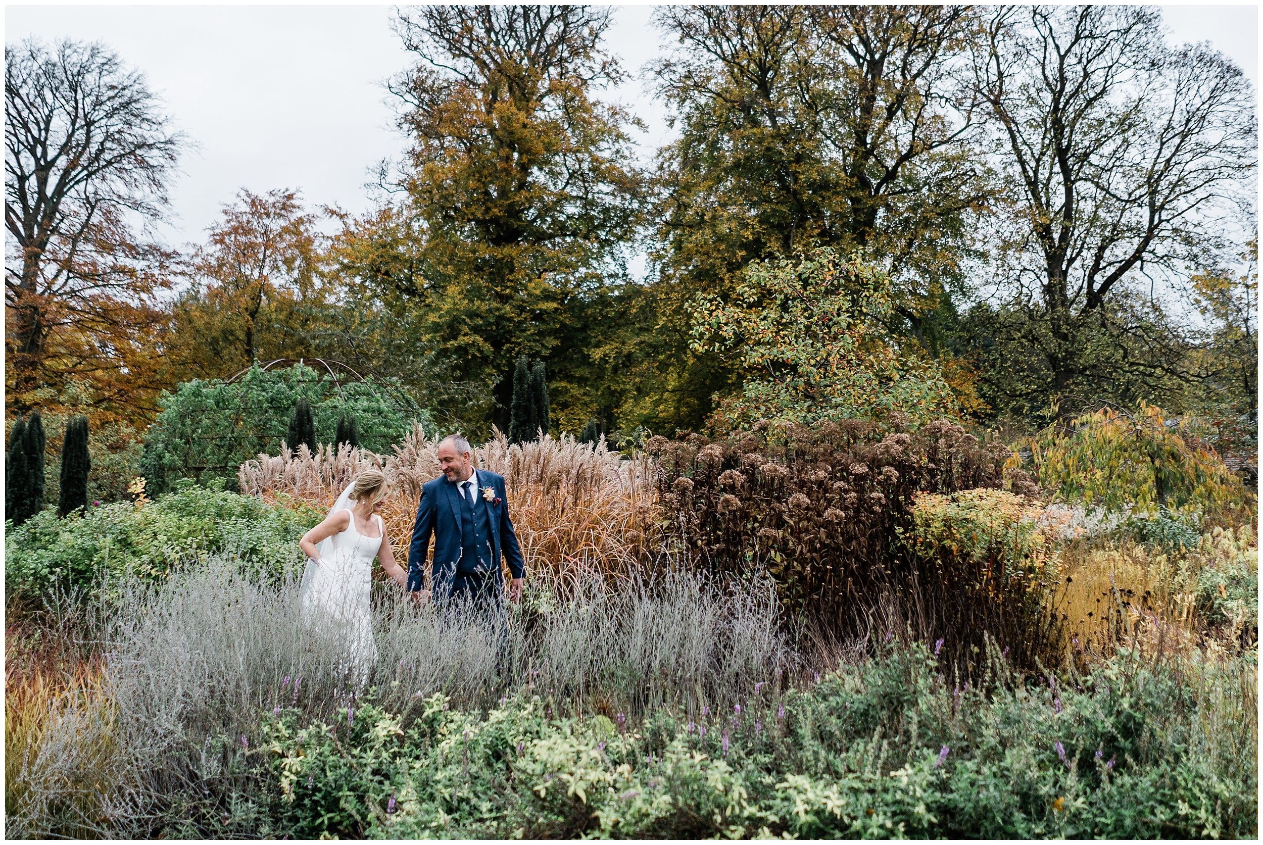 Charlotte.Eve.Photography.Northamptonshire.Oxfordshire.garden.marquee.wedding_0238.jpg