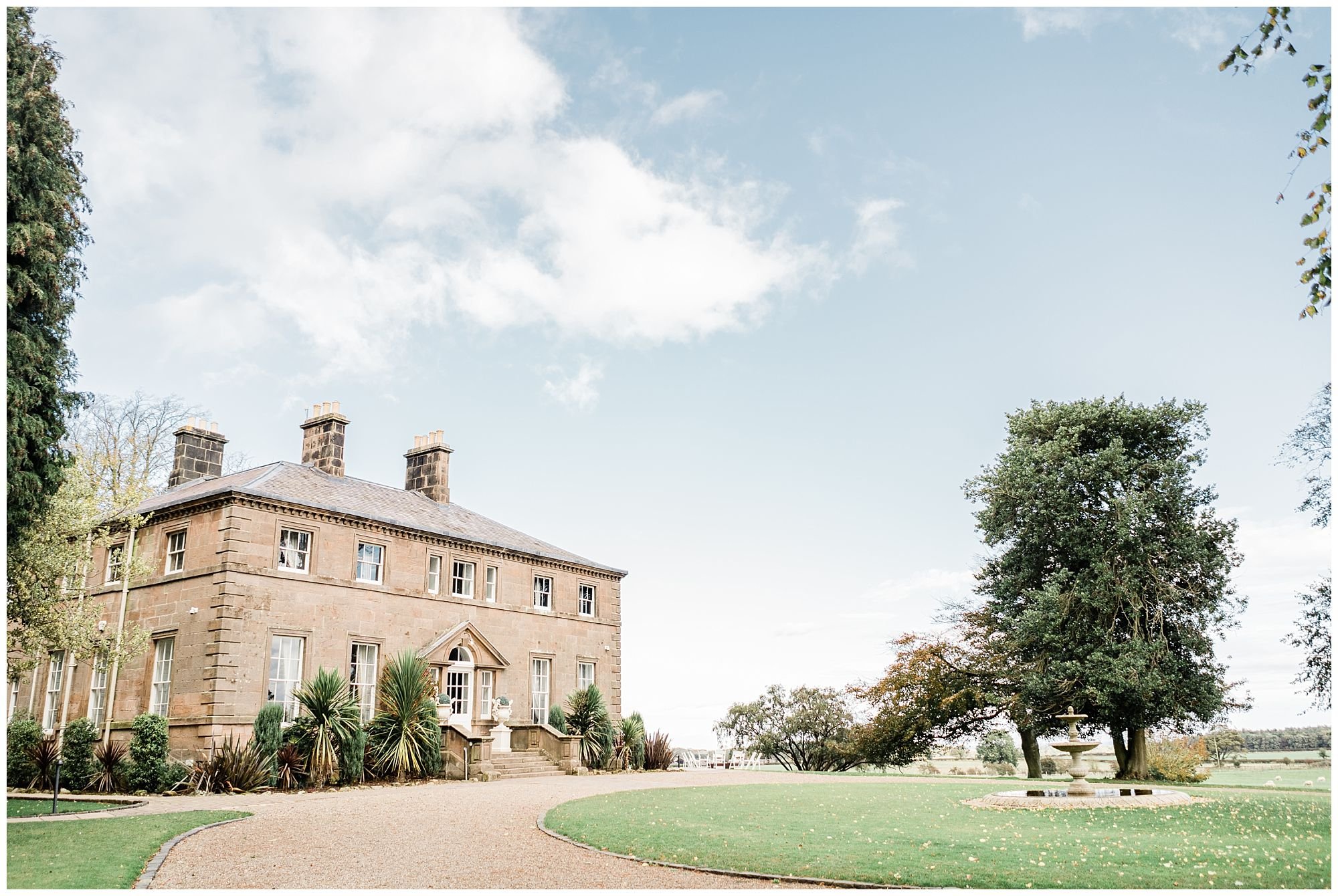 Charlotte.Eve.Photography.Northamptonshire.Oxfordshire.garden.marquee.wedding_0300.jpg