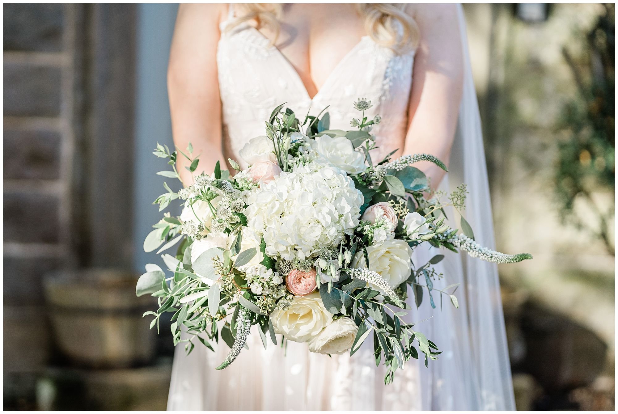 Charlotte.Eve.Photography.Northamptonshire.Oxfordshire.garden.marquee.wedding_0320.jpg