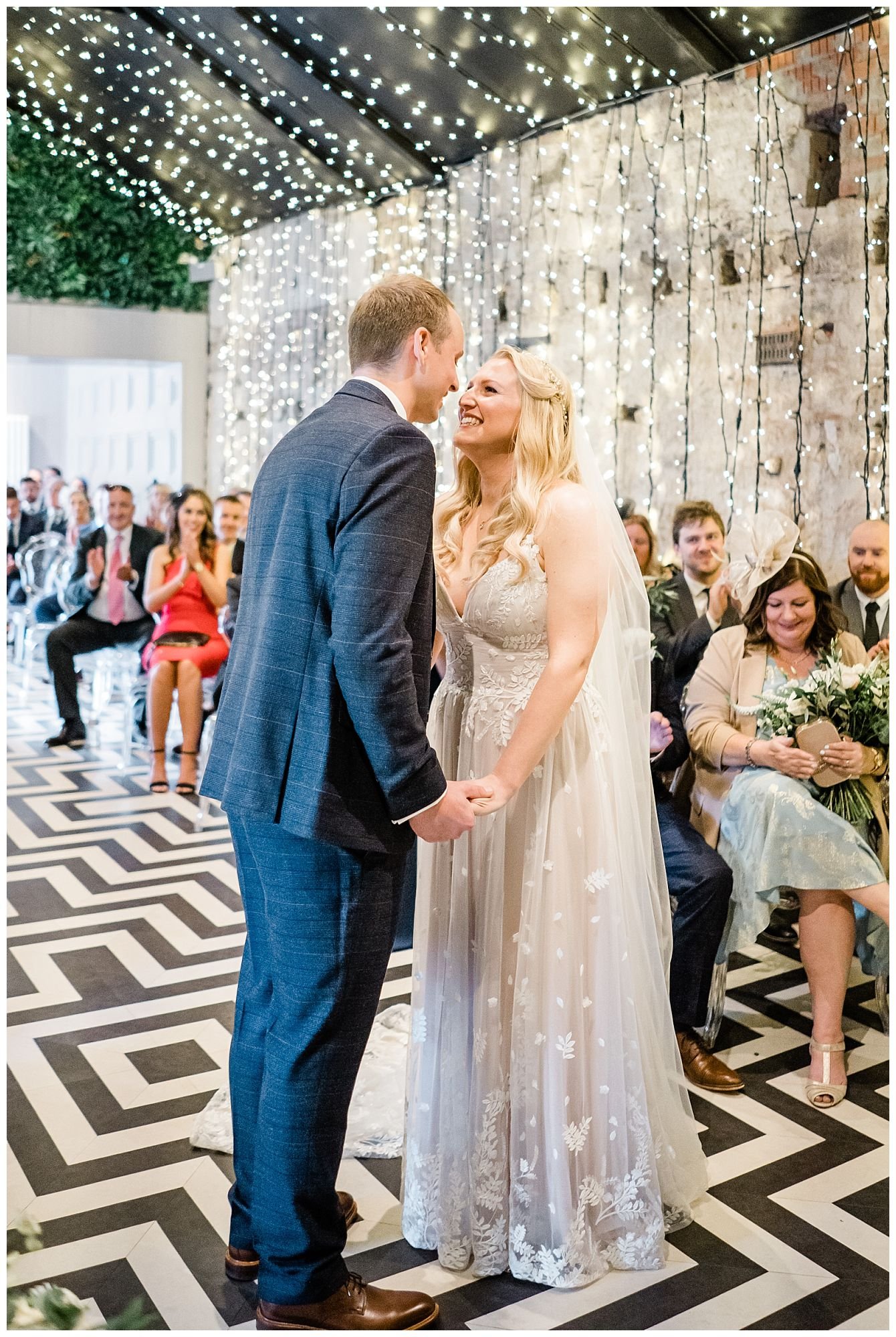 Charlotte.Eve.Photography.Northamptonshire.Oxfordshire.garden.marquee.wedding_0327.jpg