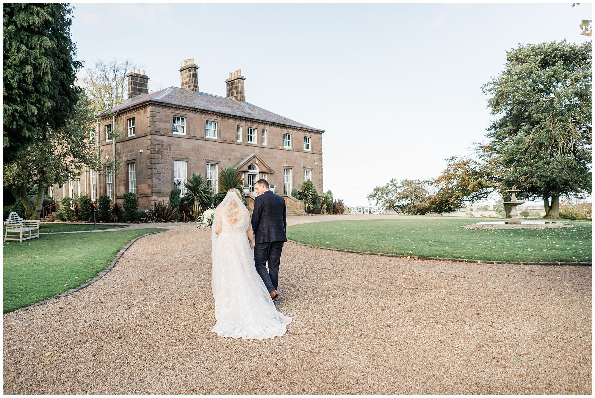 Charlotte.Eve.Photography.Northamptonshire.Oxfordshire.garden.marquee.wedding_0340.jpg