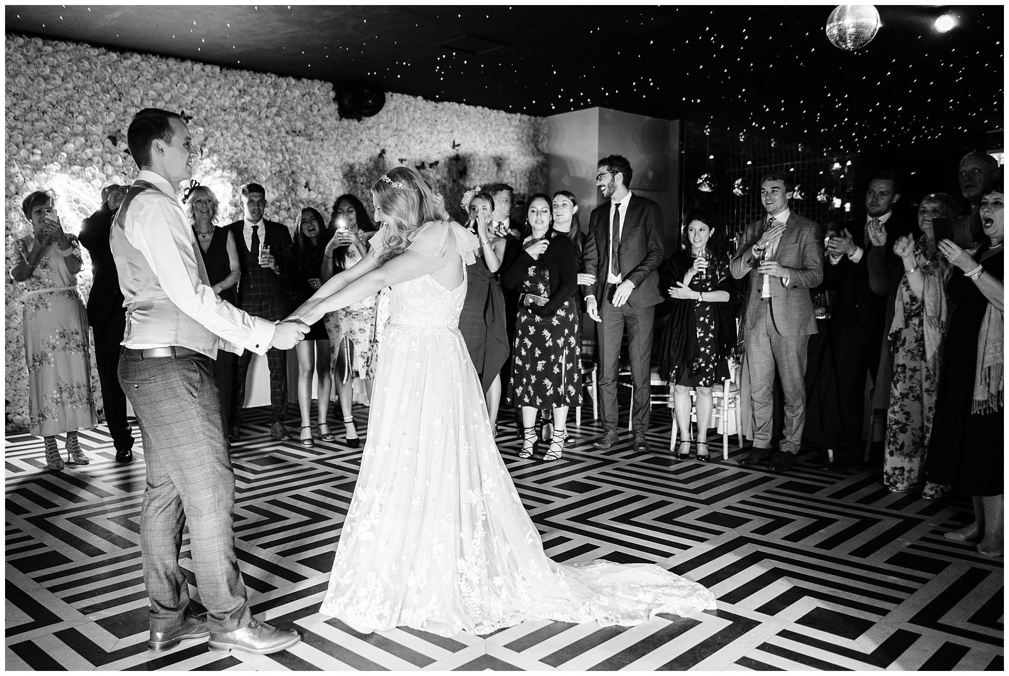 Charlotte.Eve.Photography.Northamptonshire.Oxfordshire.garden.marquee.wedding_0381.jpg