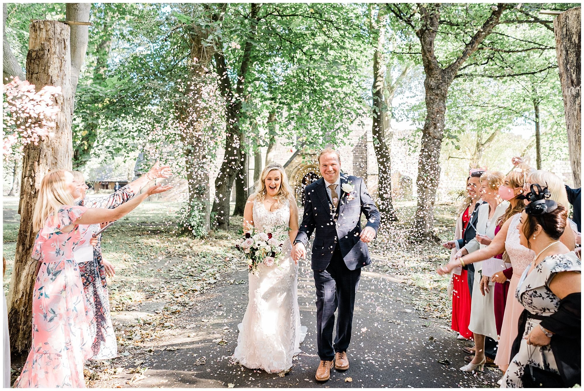 Charlotte.Eve.Photography.Northamptonshire.Oxfordshire.garden.marquee.wedding_0409.jpg