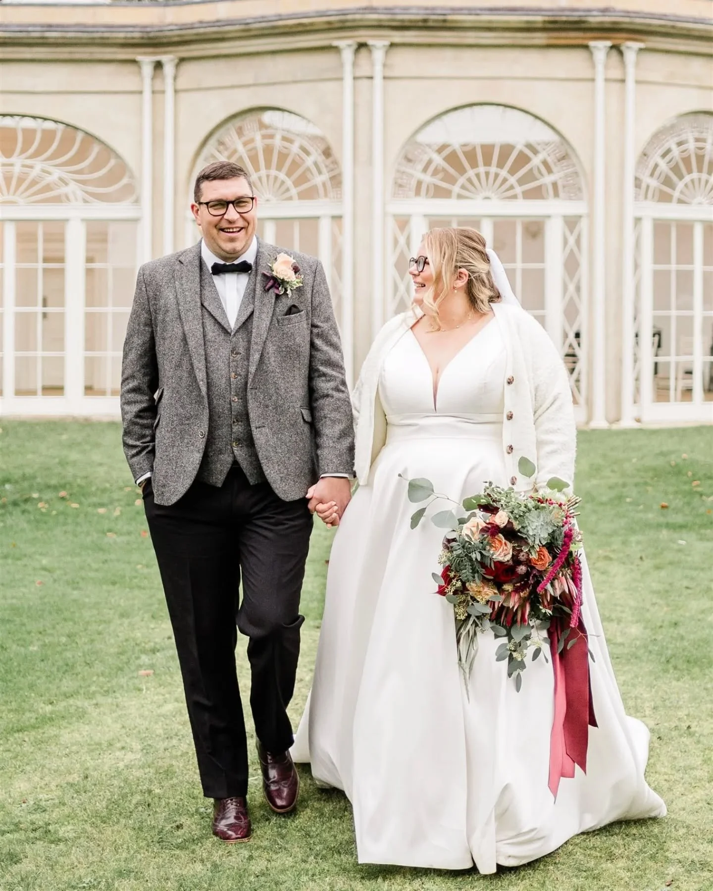 Absolutely loved capturing the beautiful wedding day of Naomi &amp; Lance last weekend♡

Venue @bartonhallhotelandspa 
Florals @rockabillyrosetheflorist
Dress @serendipitybrides 
Video @sullivanstreetfilms 
Venue styling @princessoccasions