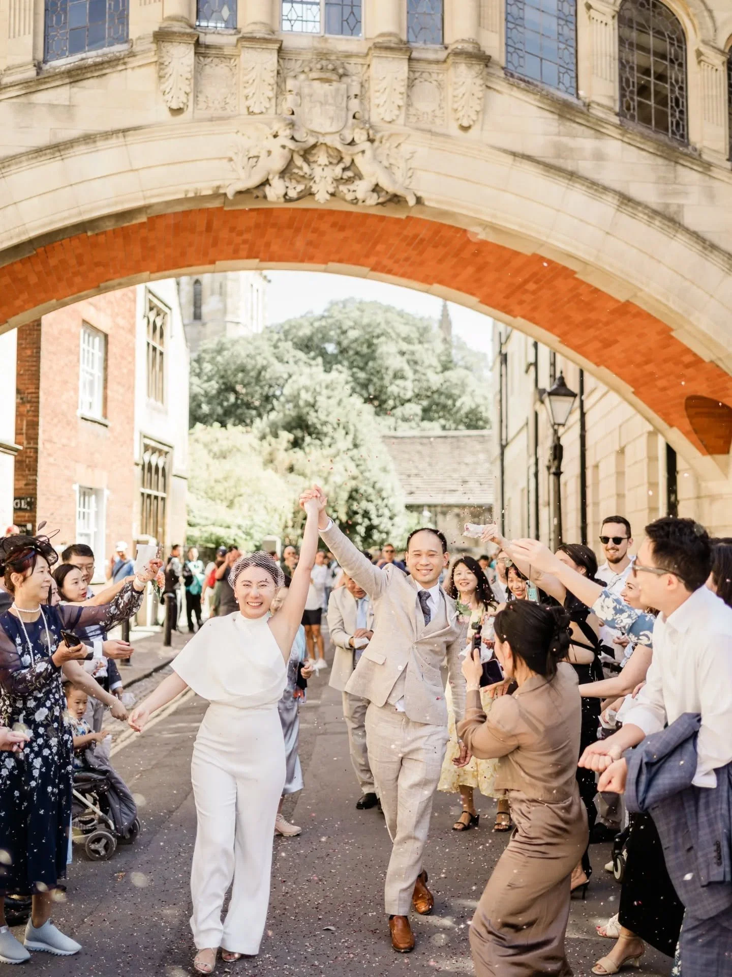 Photographing Christine &amp; Johnny's confetti moment under the Bridge of Sighs in Oxford was such a dream!