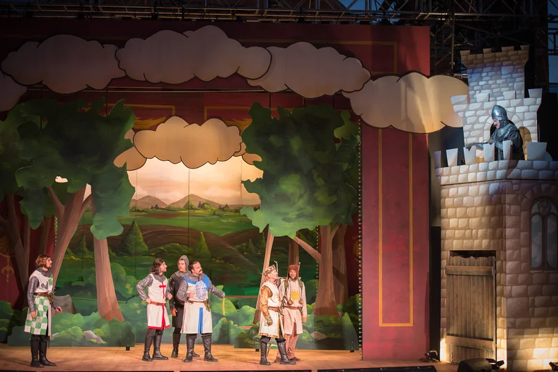 20130725 Spamalot D6C6715-(ZF-1960-26254-1-004).jpg