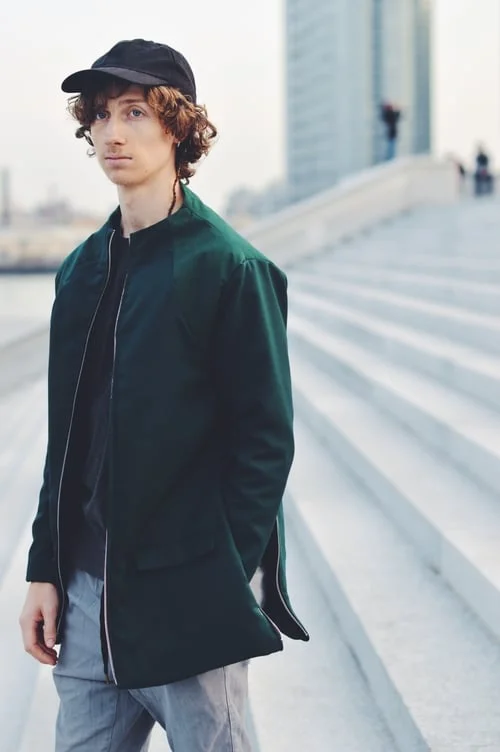  Cotton Fiber jacket with 3M Thinsulate medium weight insulation. &nbsp;Thinsulate insulation technology allows flexibility and comfort for the active or casual body without bulk. The garment also was designed with zippers on the sides so the wearer 