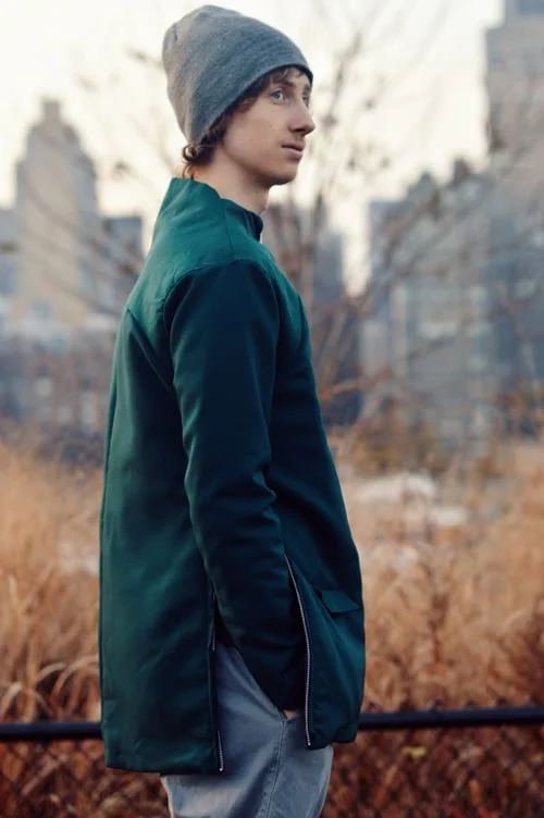  Cotton Fiber jacket with 3M Thinsulate medium weight insulation. &nbsp;Thinsulate insulation technology allows flexibility and comfort for the active or casual body without bulk. The garment also was designed with zippers on the sides so the wearer 