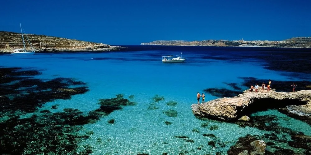 comino 2.jpg
