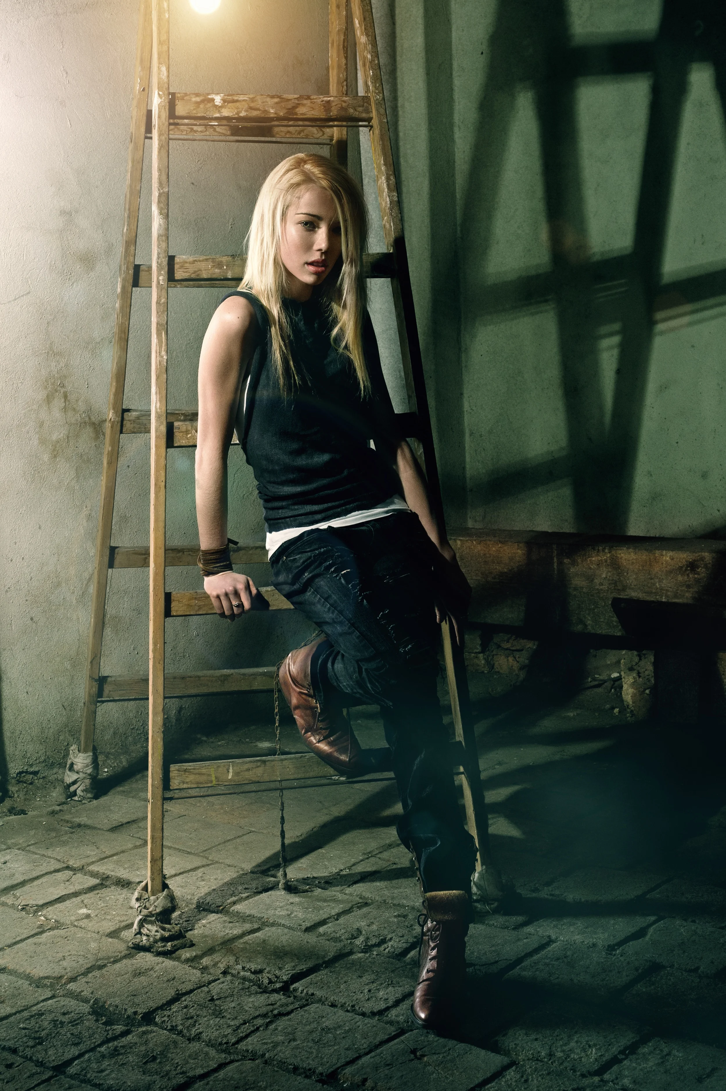 Fashion story - old house