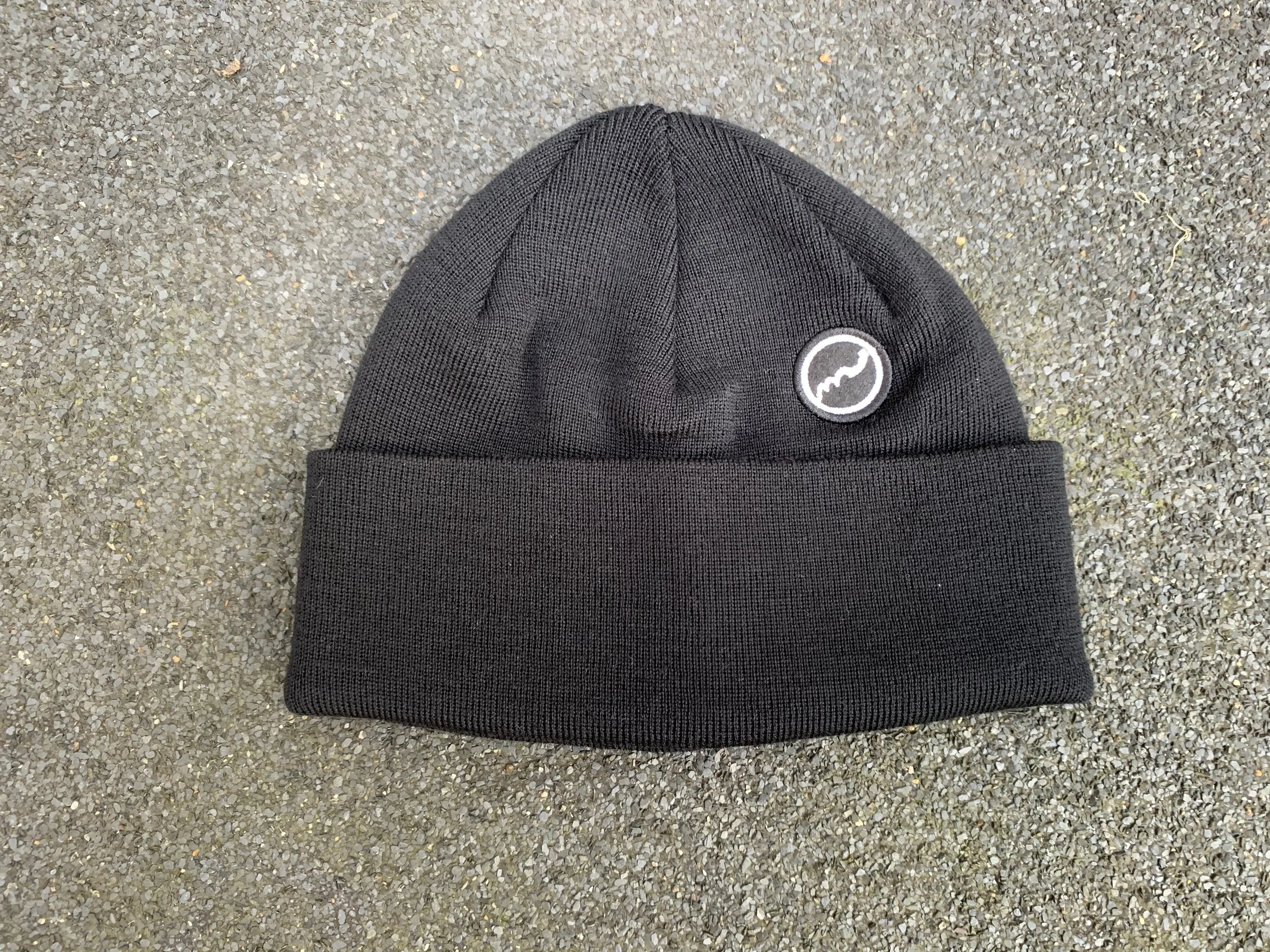 Merino Logo Patch Beanie - Boring Black