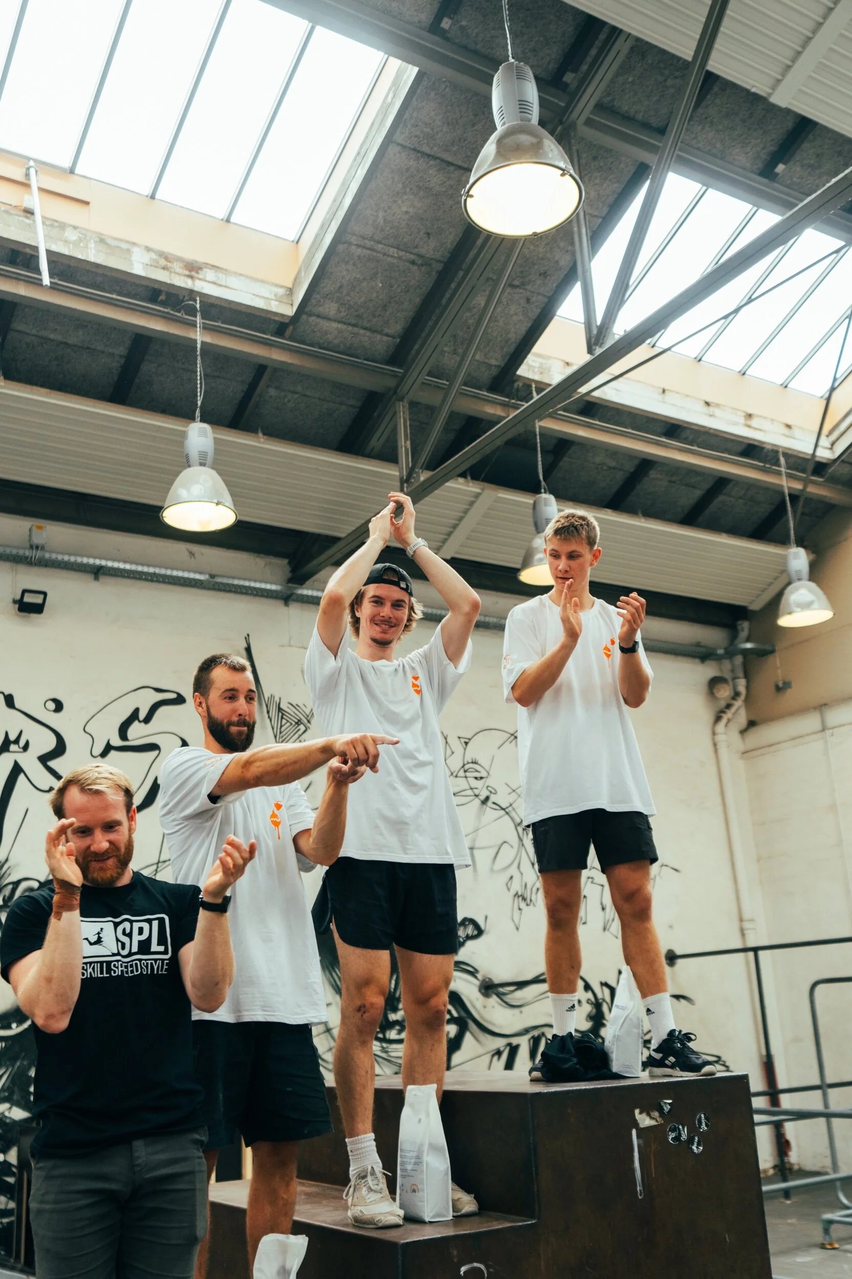 B536A950-5629-4C6C-AF16-E115A9ACF216