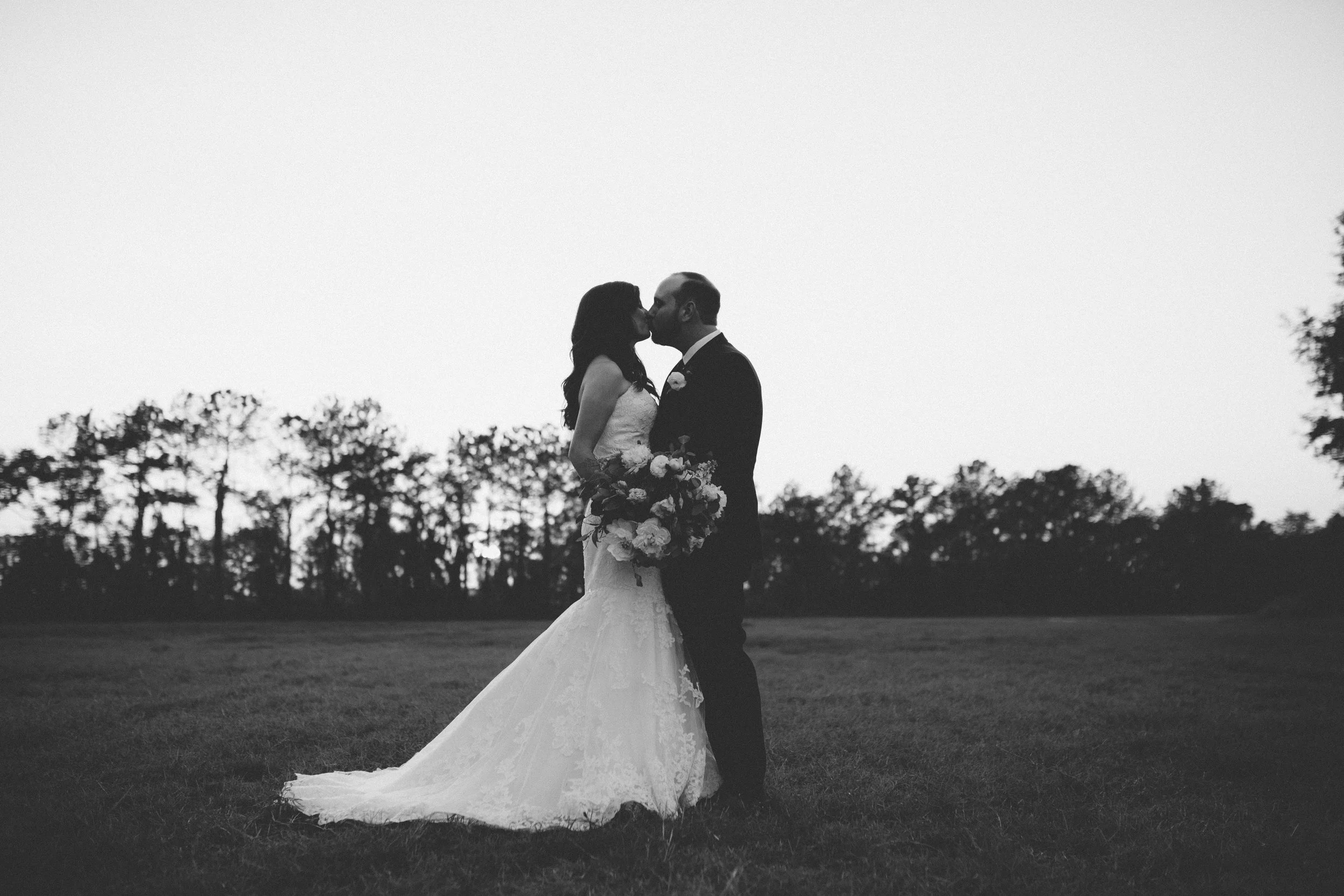 Bride Groom Portraits | Florida Rustic Barn Weddings | Plant City, Florida Wedding Photography | Benjamin Hewitt Photographer