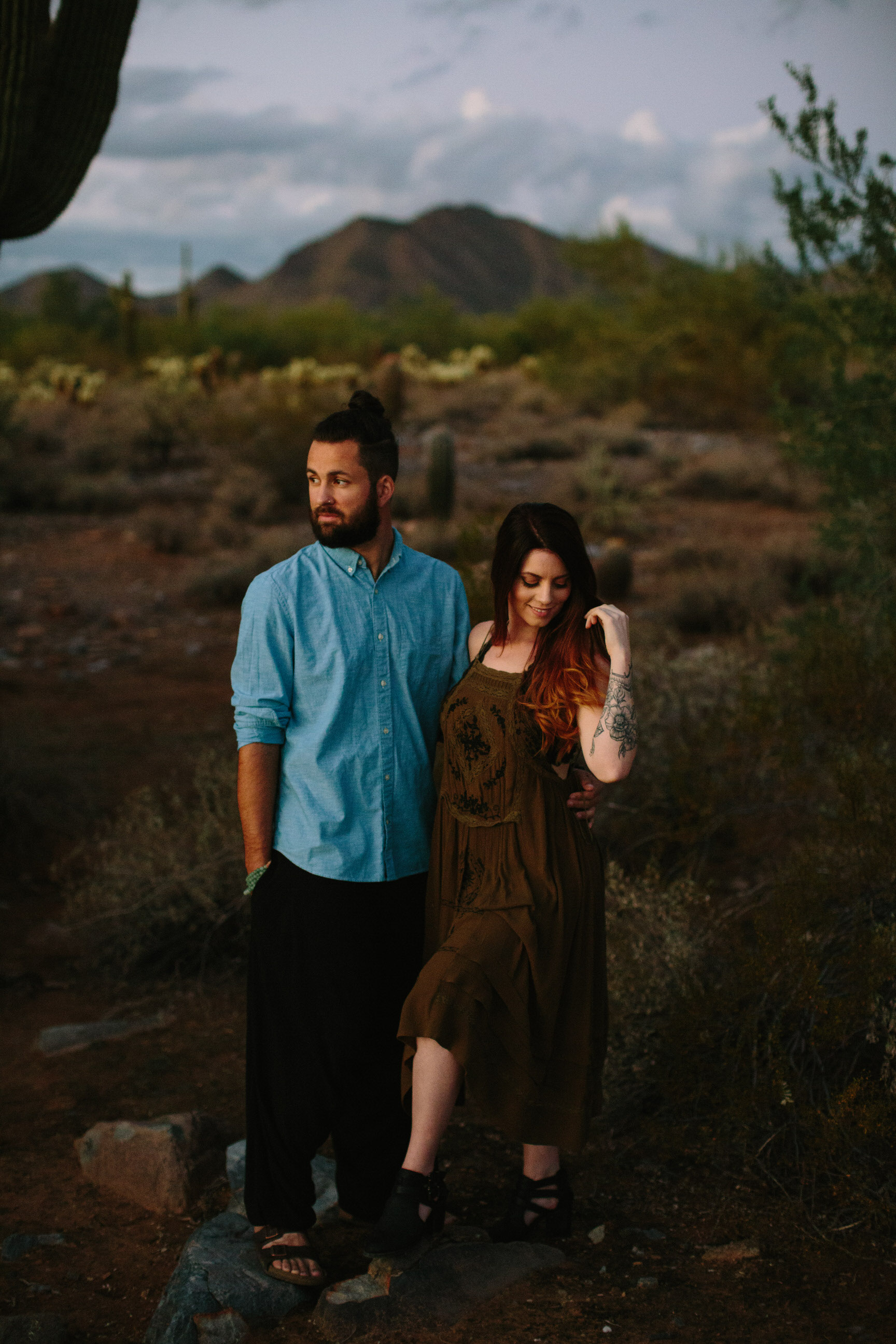 Arizona Desert Sunset Engagement Pics