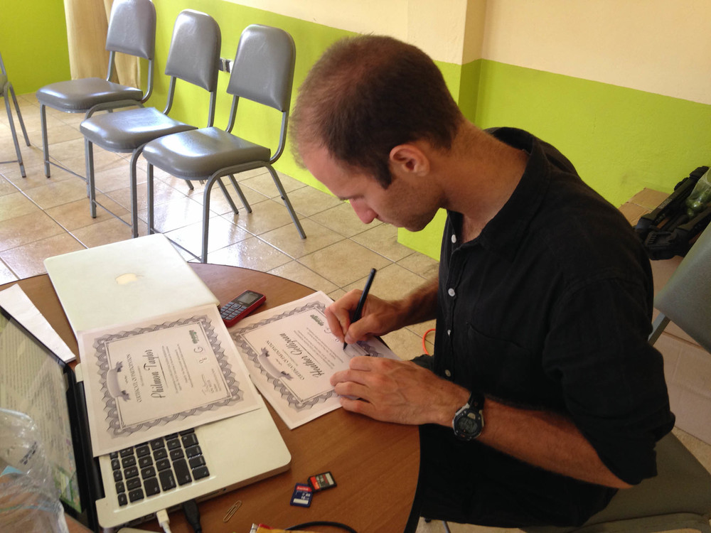 Tom Signing Certificates