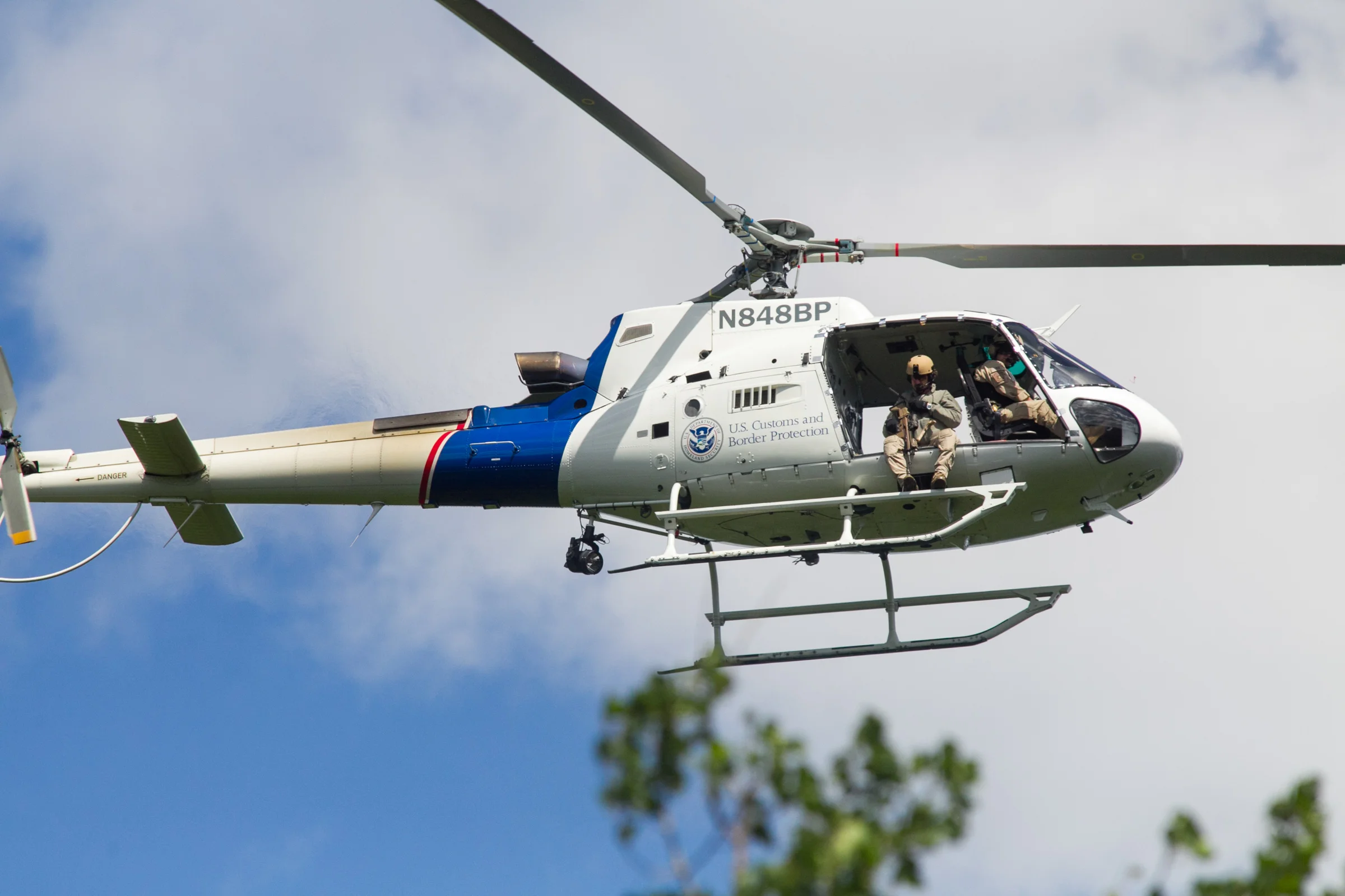 NEW YORK MANHUNT