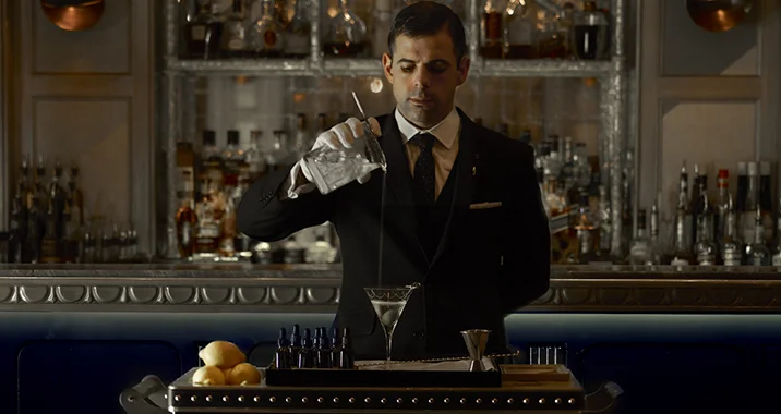 Timeless Style:  Bar Hopping in London