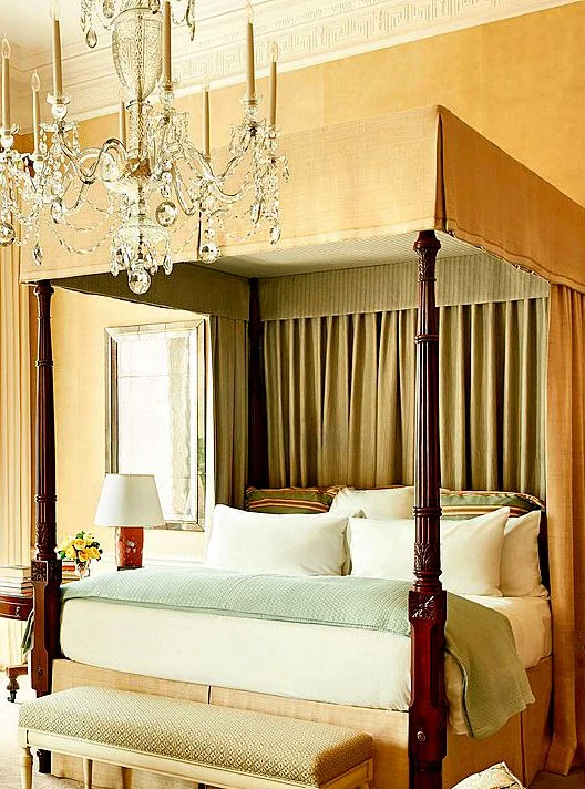 Quite an outstanding crystal chandelier