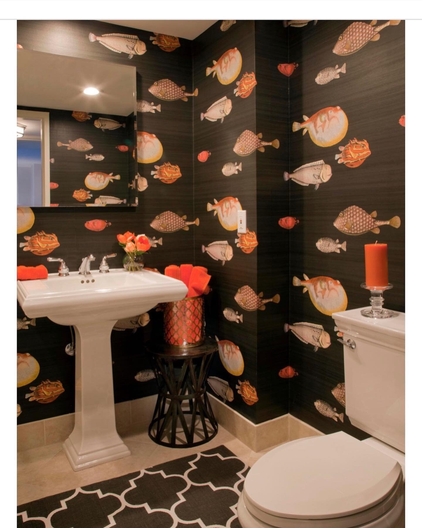 Including us in your article Powder Room Perfection is much appreciated @chairishco 🧡🖤 #classicinteriordesign #traditionalhome #powderroom #bathroom #wallpaper #foranasettiwallpaper  #colorpatterntexture Designed by: @doreenchambersinteriors Photog