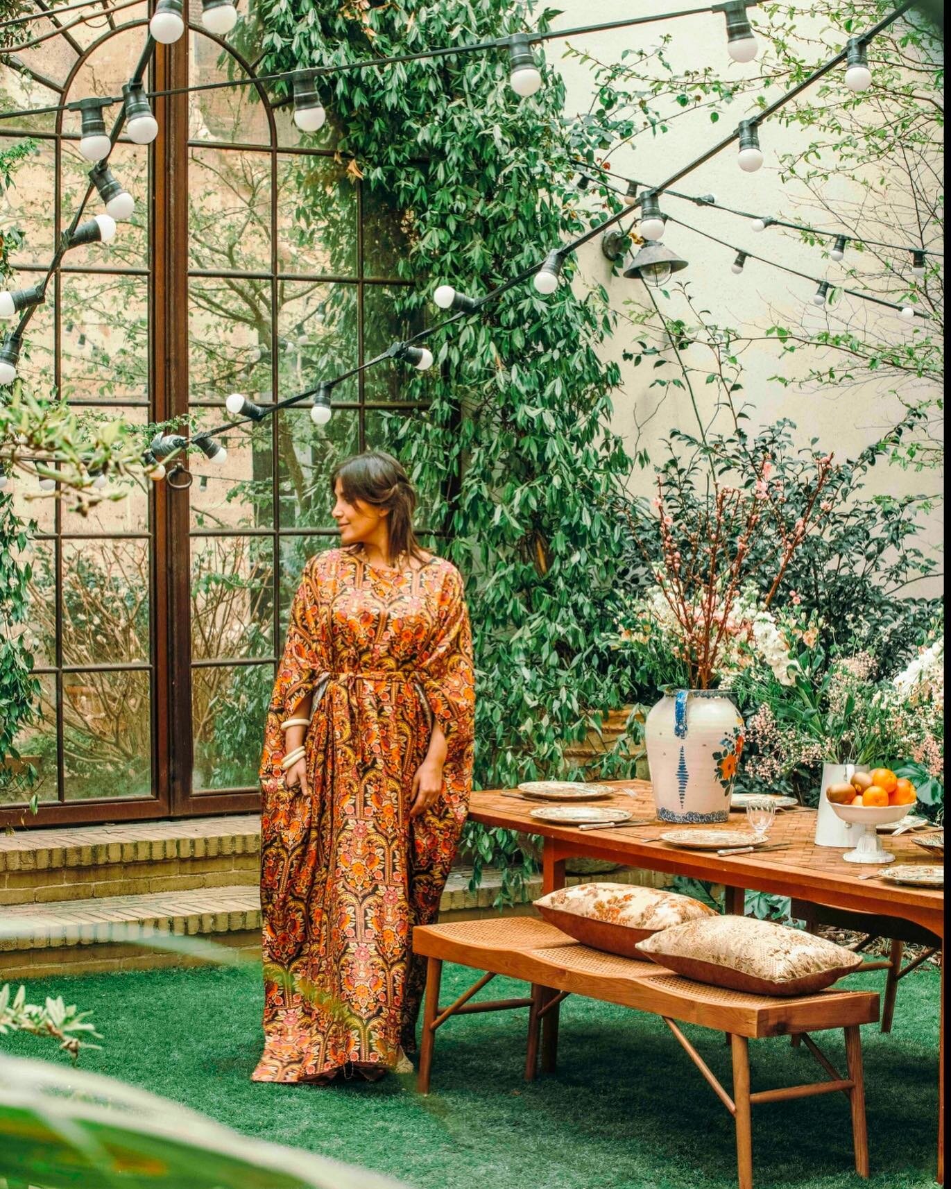 Morgane S&eacute;zalory captures color, pattern and texture full-on within her lush garden&hellip; @sezane @morganesezalory #frenchfashion #frenchstyledecor #parisdecor #itsallinthedetails #mydesignvibe