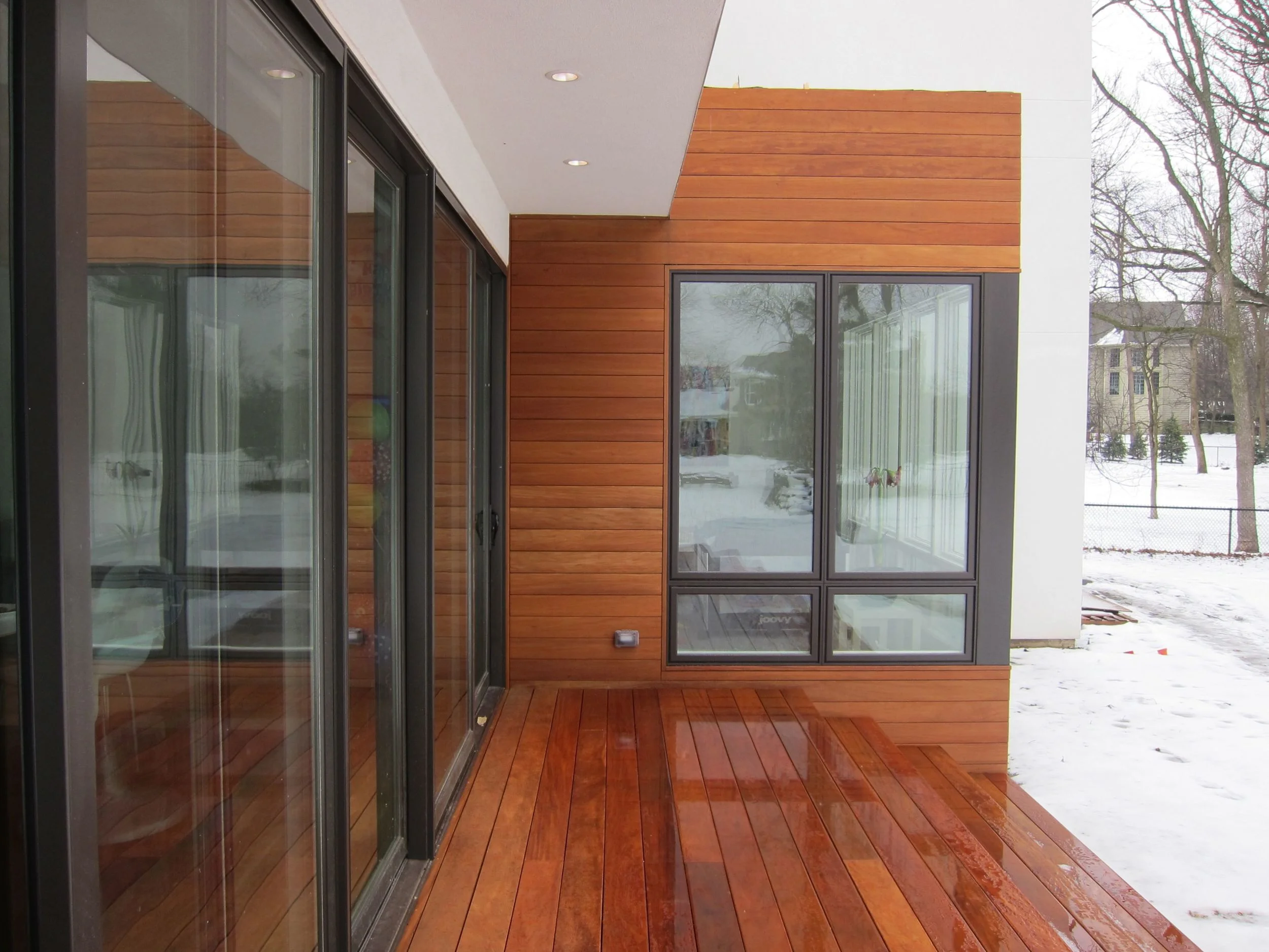 EXTERIOR 3.jpg