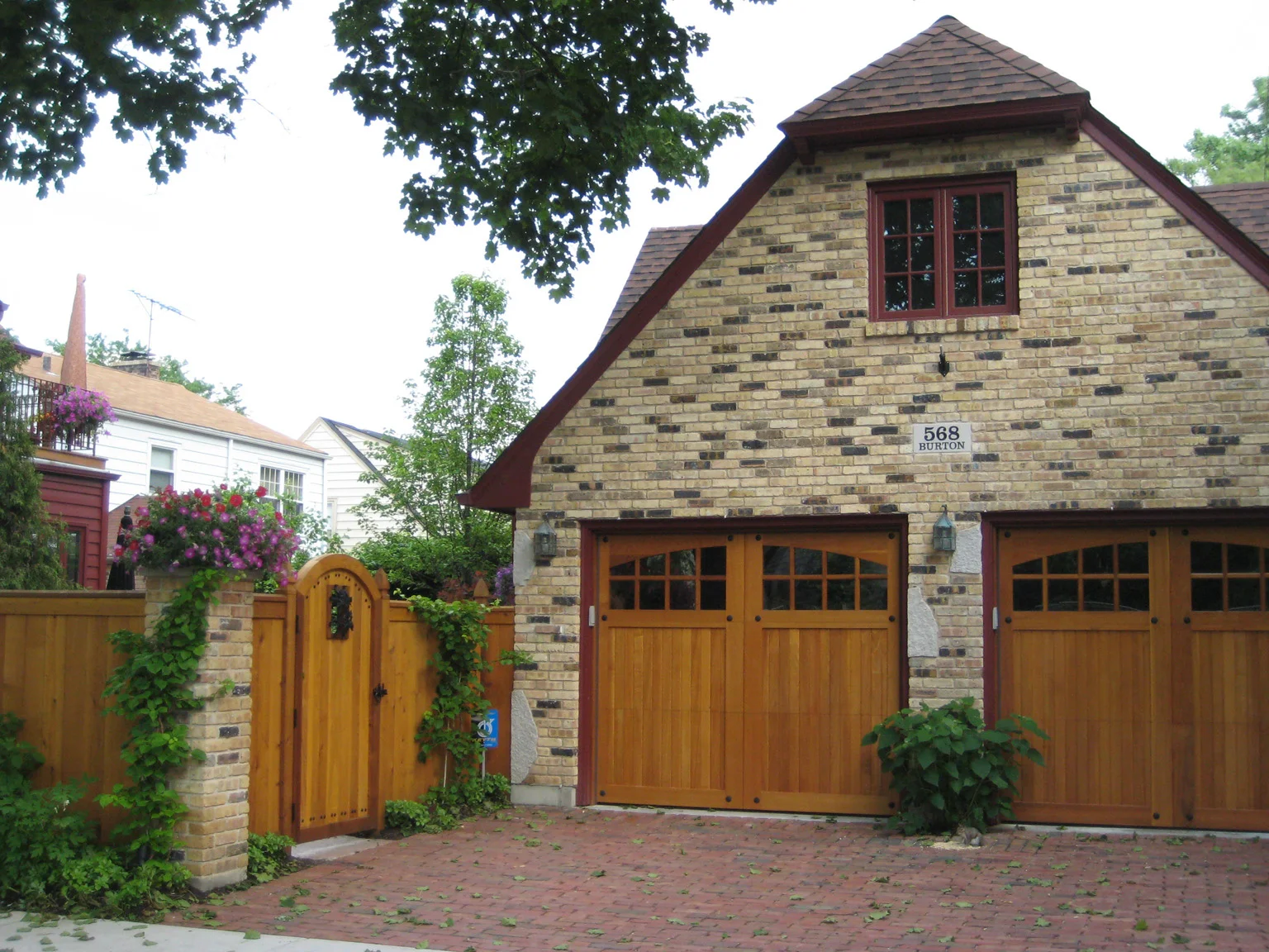 Who would have imagined that a garage would receive an historical preservation award for new construction, but that's exactly what happened! Designed by Becker Architects the garage and upstairs office look as if it was built at the same time as the house, eighty-five years ago. Becker's architectural team did a fantastic job and were great to work with throughout the process. Because of them it's a pleasure going to work in the BTS offices everyday and parking couldn't be easier !
