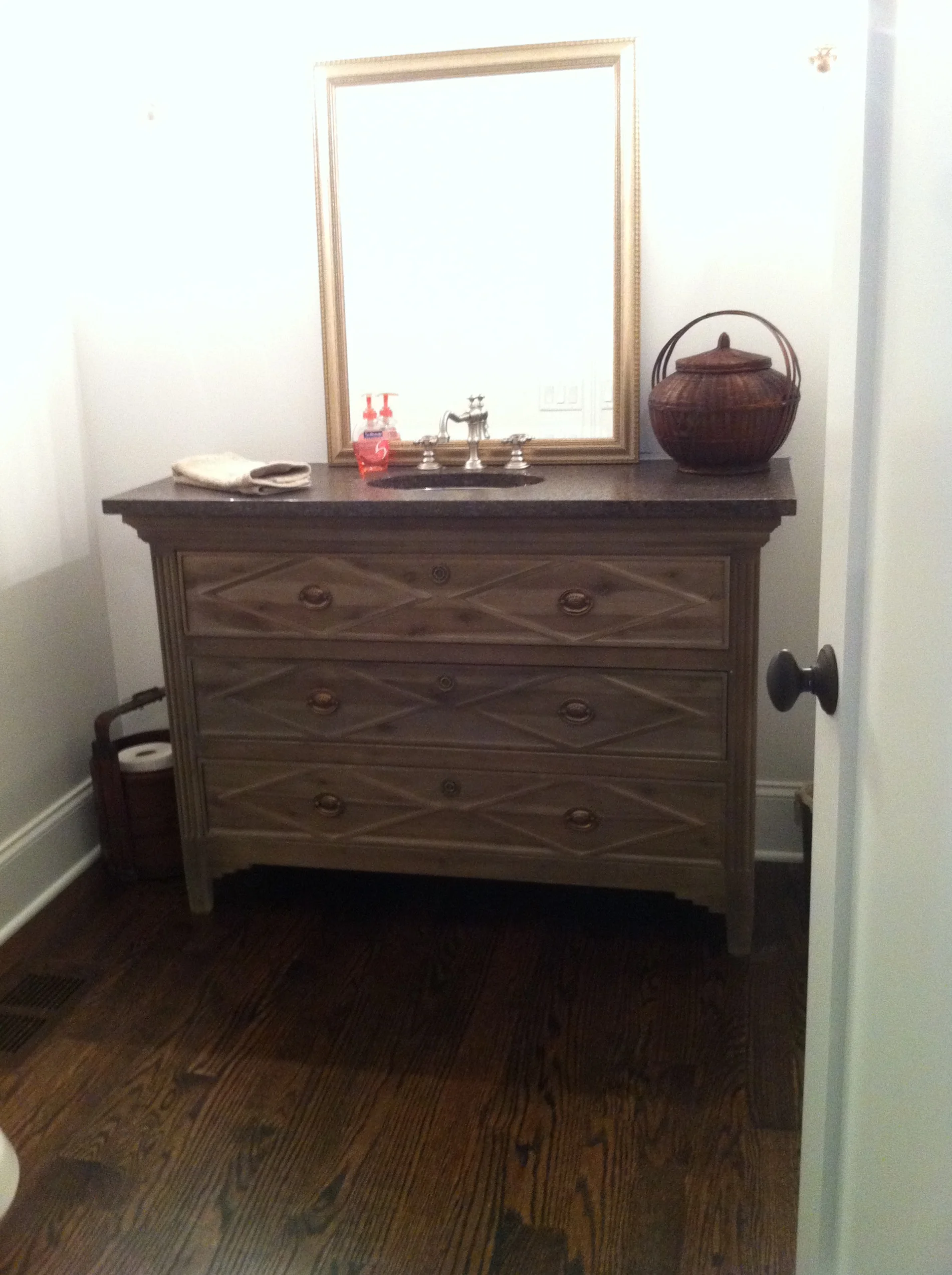 Powder Room.JPG