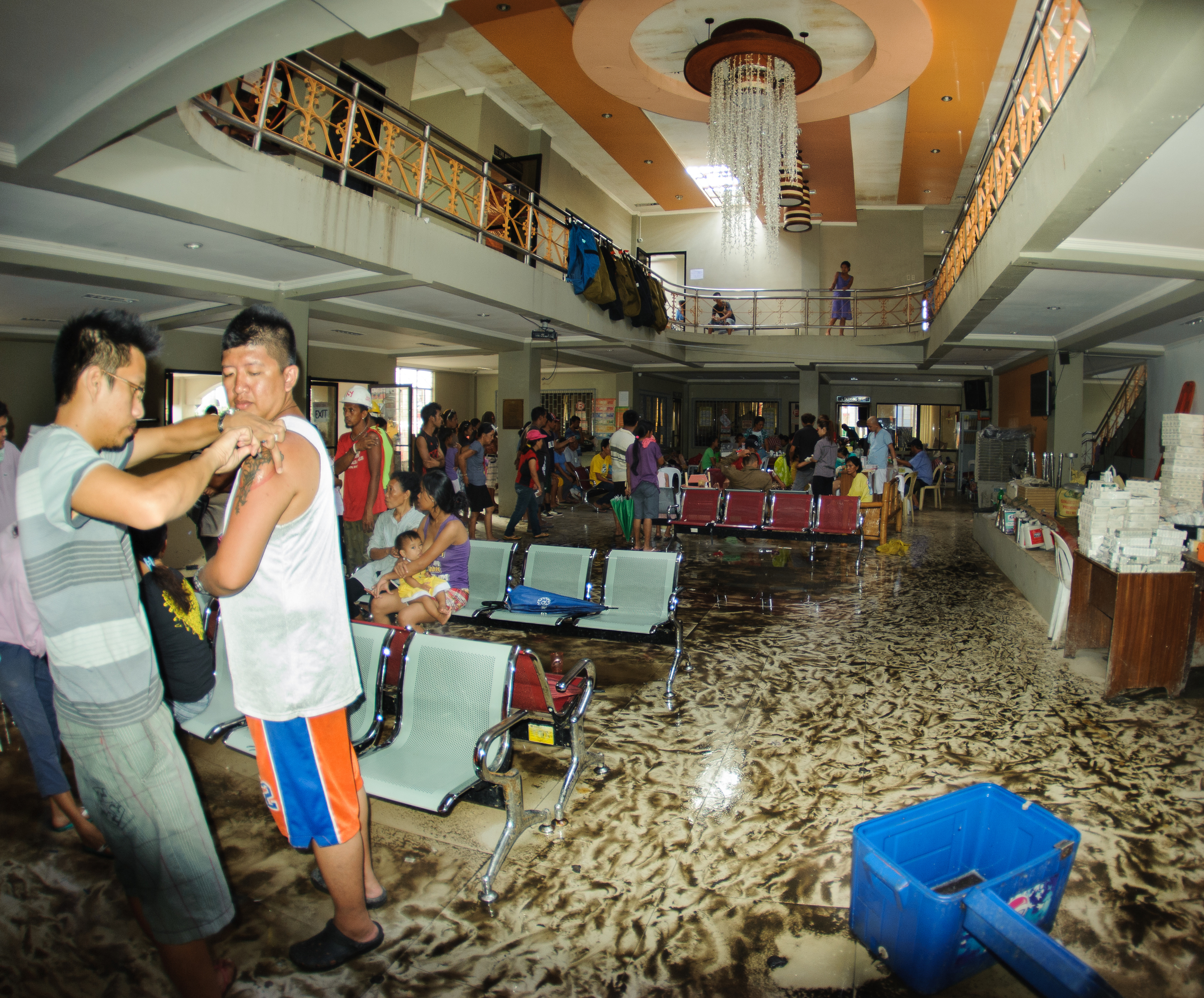 Tetanus boosters, basic wound care, and minor medical cases are managed by the local health care personnel on the ground floor of the town hall.