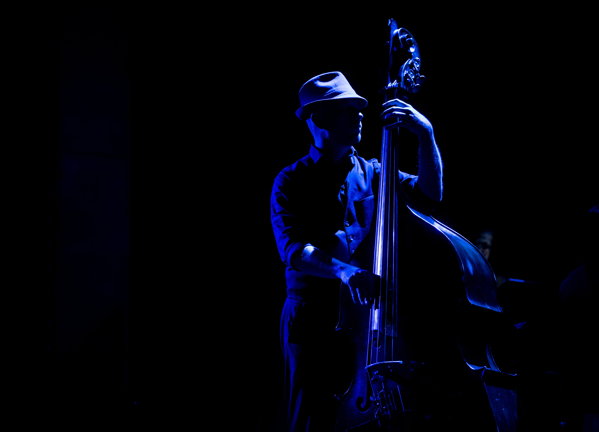 Eric Snoza is the bassist in blue for Daren Hagen’s “Orson Rehearsed” (Sept 14, 2018).