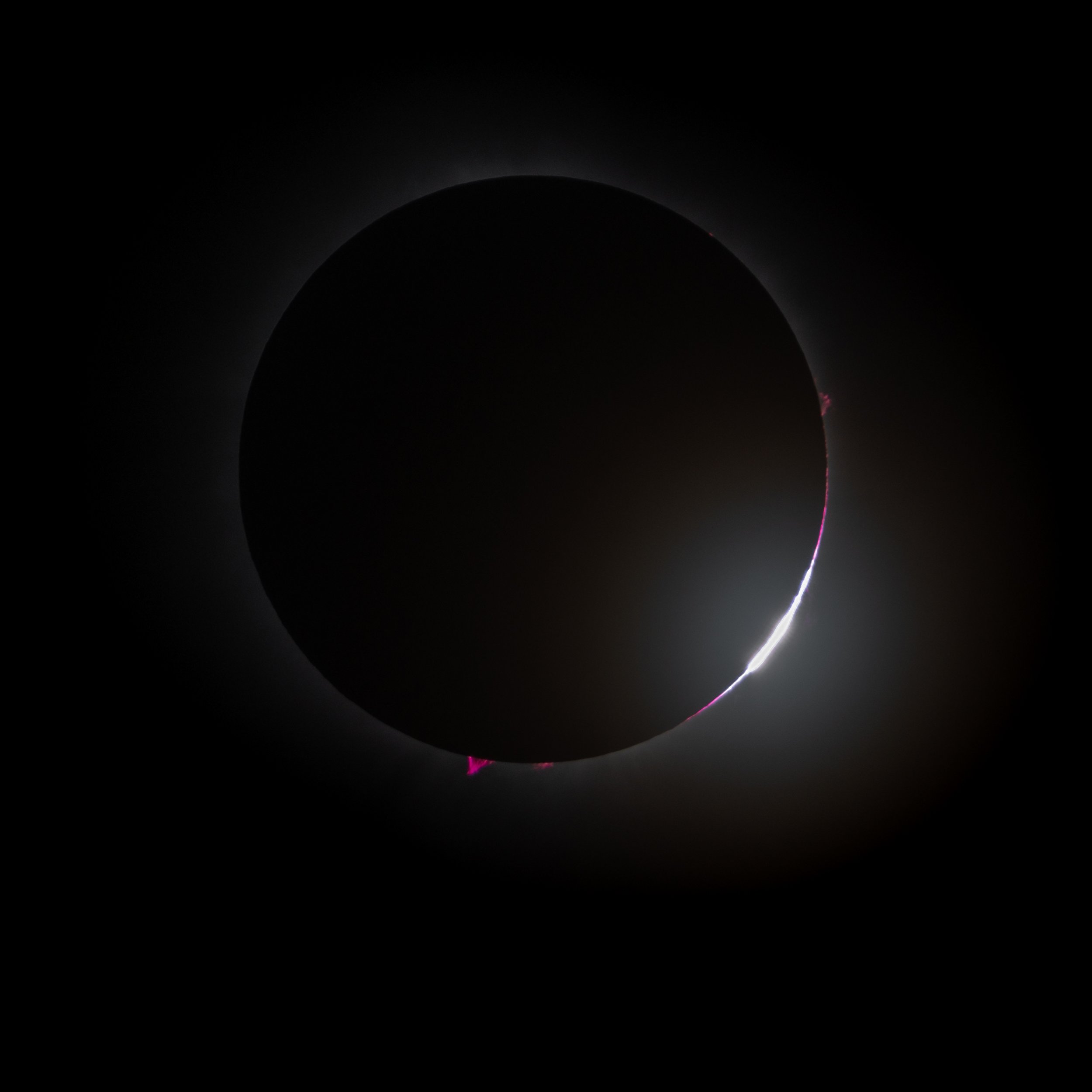 Eclipse_4.8.24_by_ElliotMandel-3.jpg