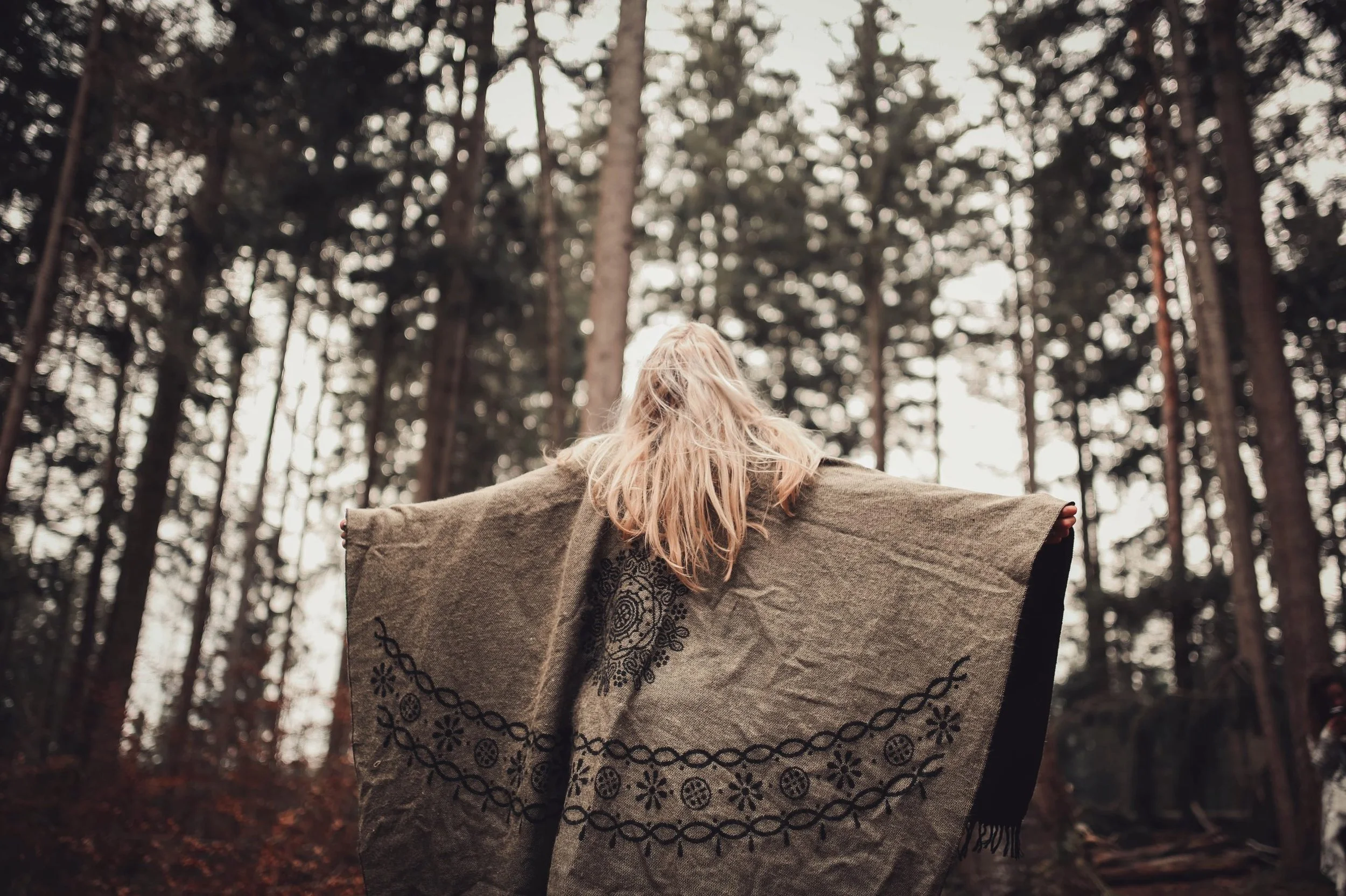 New Year Manifesting with Gentle Yoga, Meditation, Singing Bowls &amp; Ritual