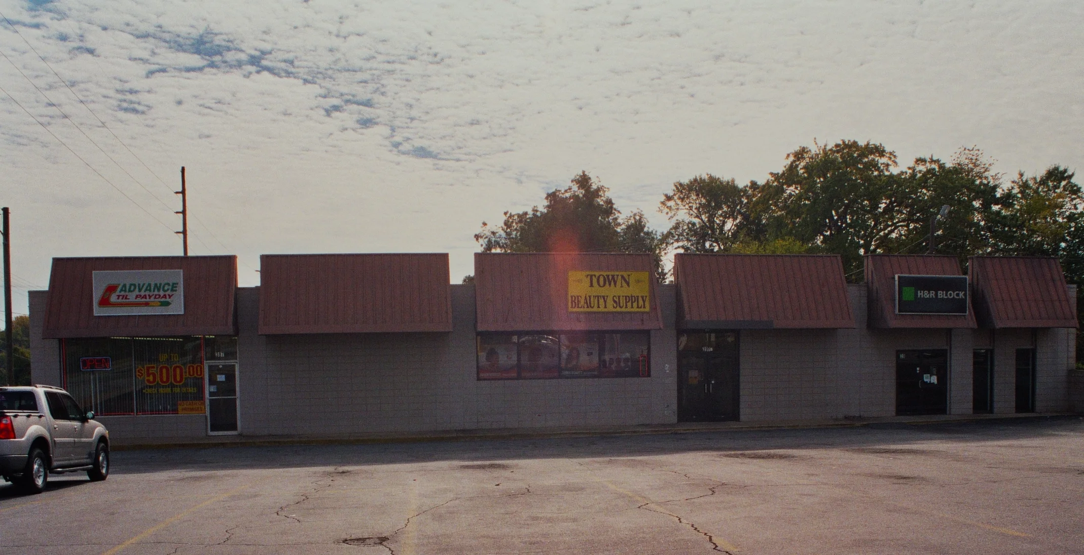 wMainPlaza.jpg