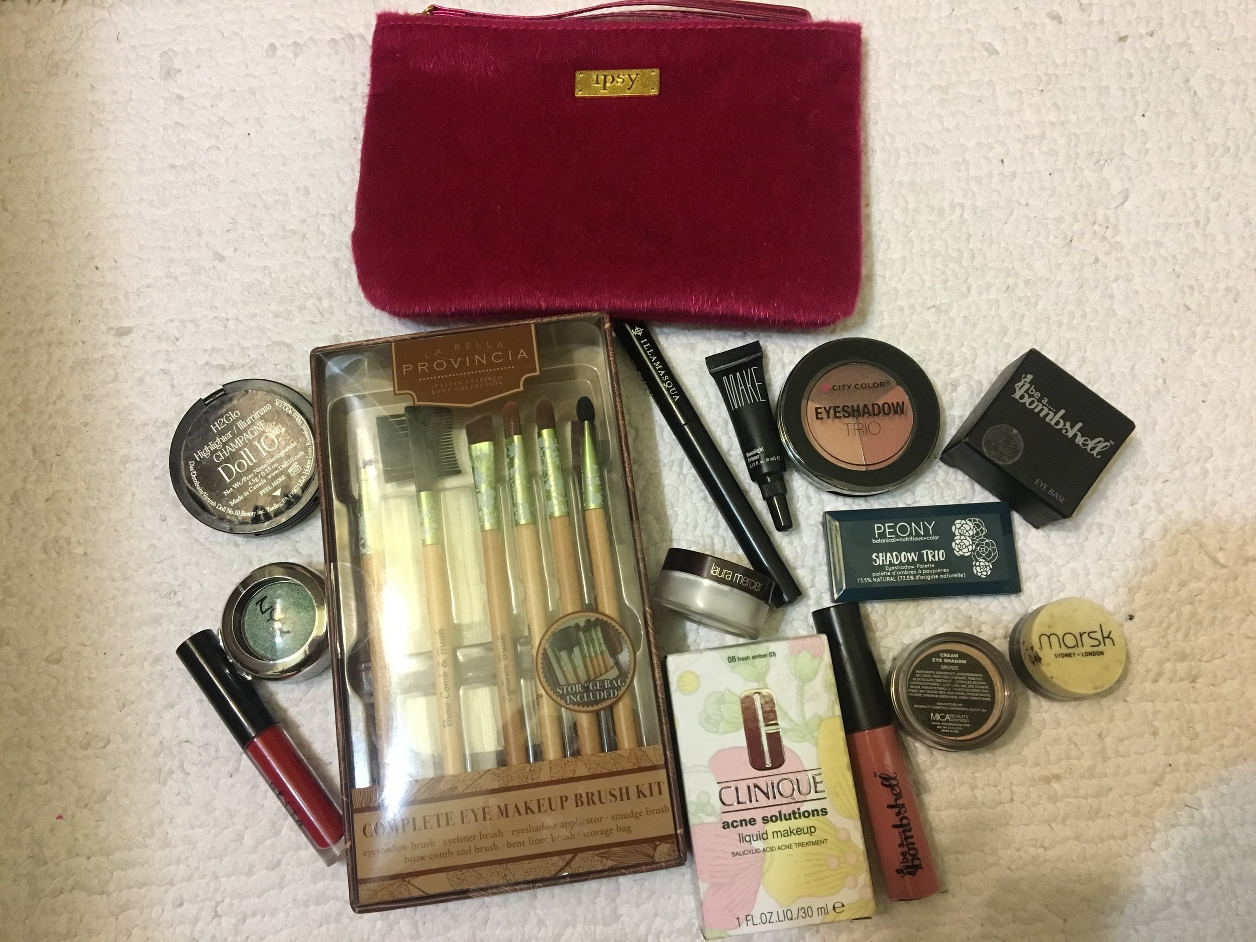 Stila liquid lipstick (beso), NYX shadow (Jaded), Doll 10 highlighter (Champagne), Laura Mercier loose setting powder (invisible), Illamasqua Precision Ink, Make primer, Bombshell lip gloss (Pink Punch) , MICA cream eyeshadow (Bronze), Bombshell eye base (submissive), PEONY shadow trio, City Color eyeshadow (Falling Leaves), Marsk eyeshadow (Fifty Shades), ipsy make up bag, Provincia Complete Eye Makeup Brush Kit, Clinique acne solutions liquid make up (Amber)