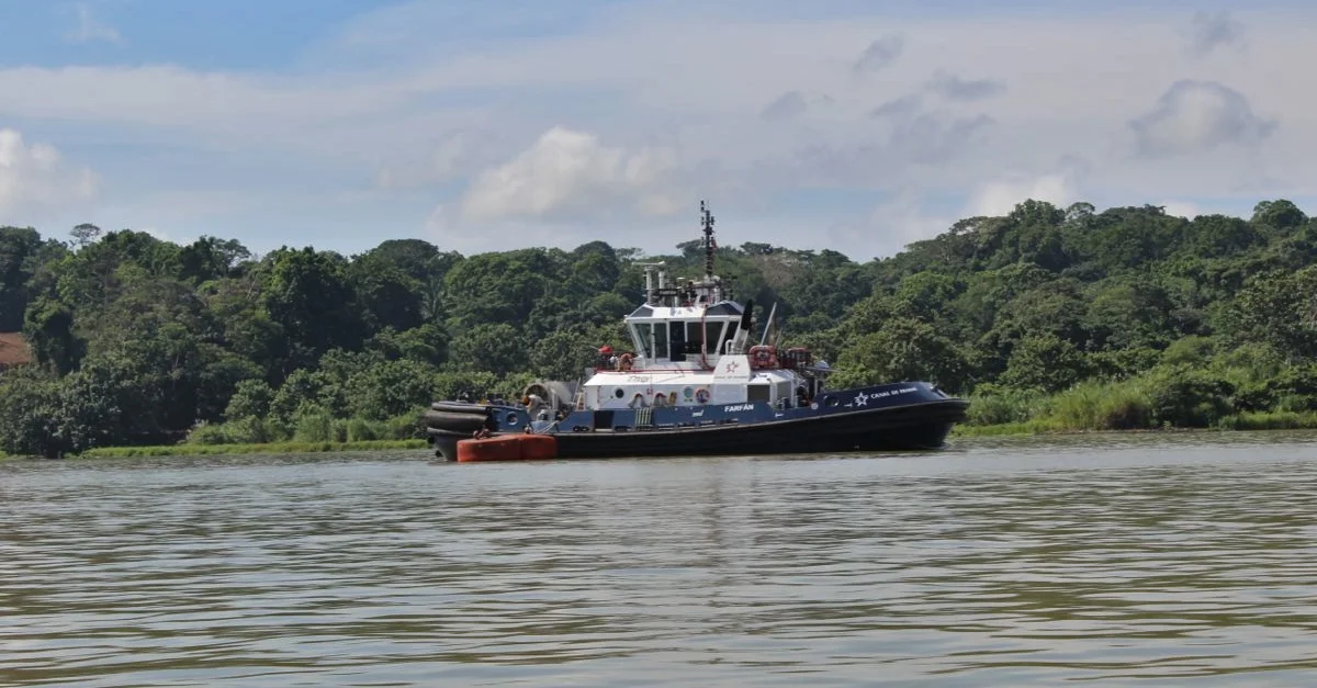 Tugboat working the canal.
